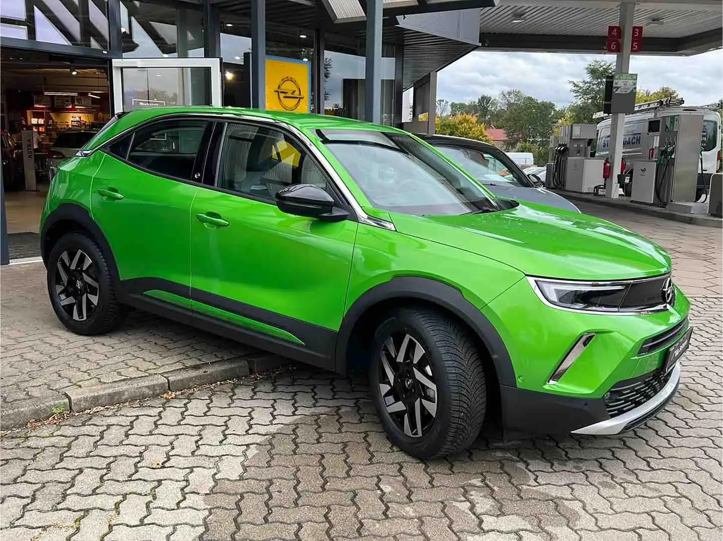 Opel Mokka e Elegance Metallic Verde - 2