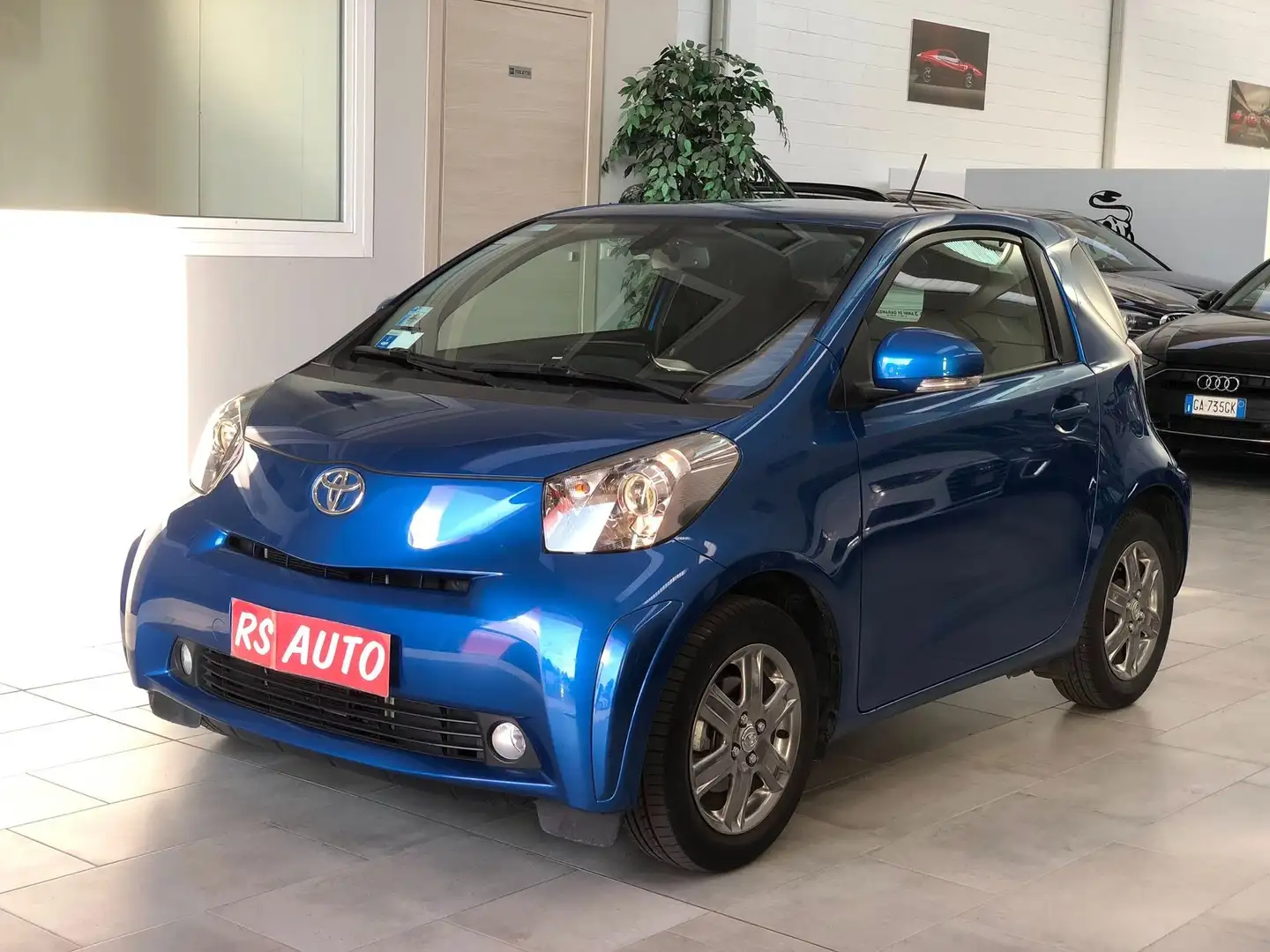 Toyota iQ iQ 1.0 Lounge (high) ** NEOPATENTATI** Azul - 1