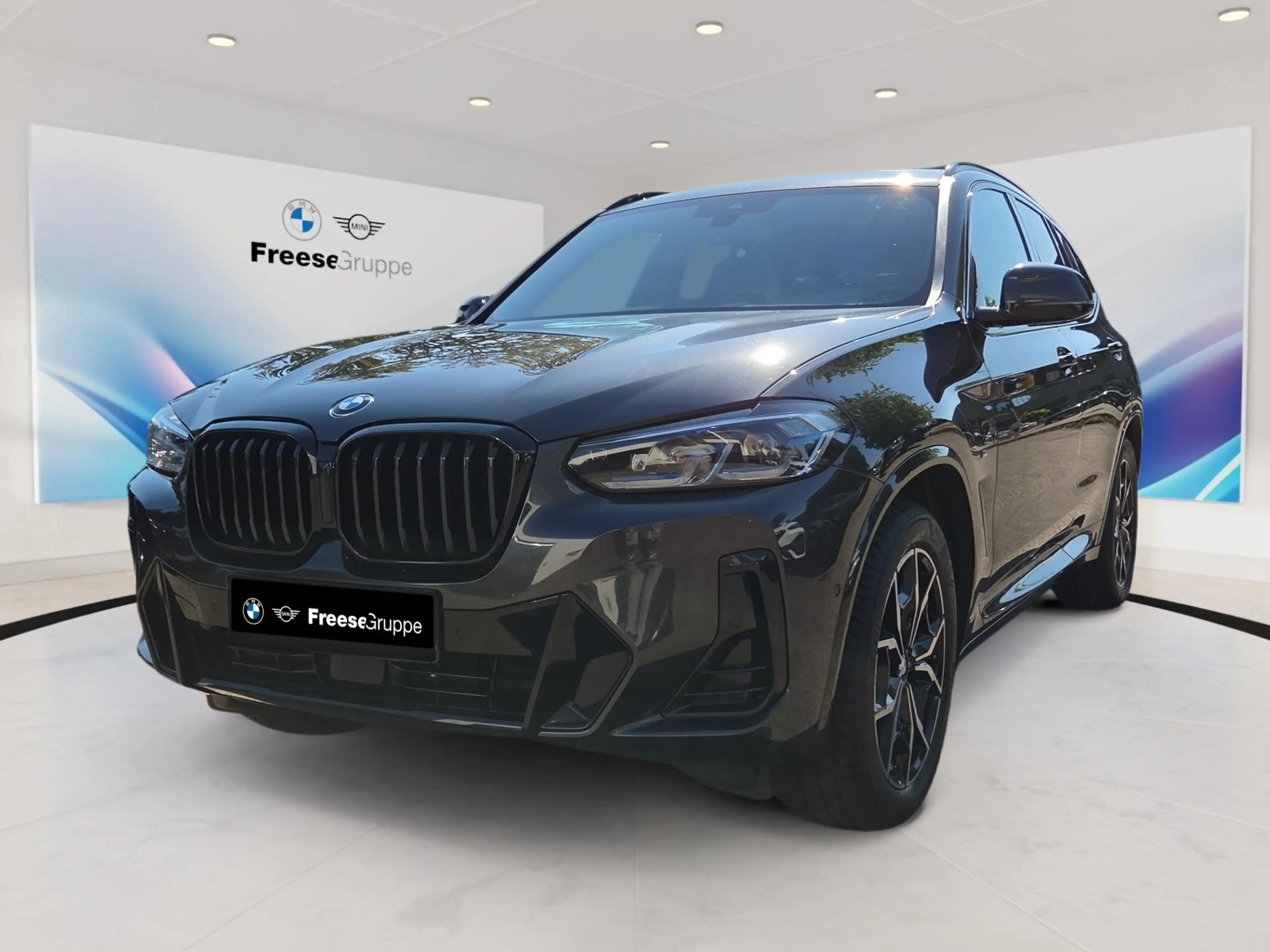 BMW X3 xDrive20d AHK Laser HEAD-UP PANO RFK HIFI LED