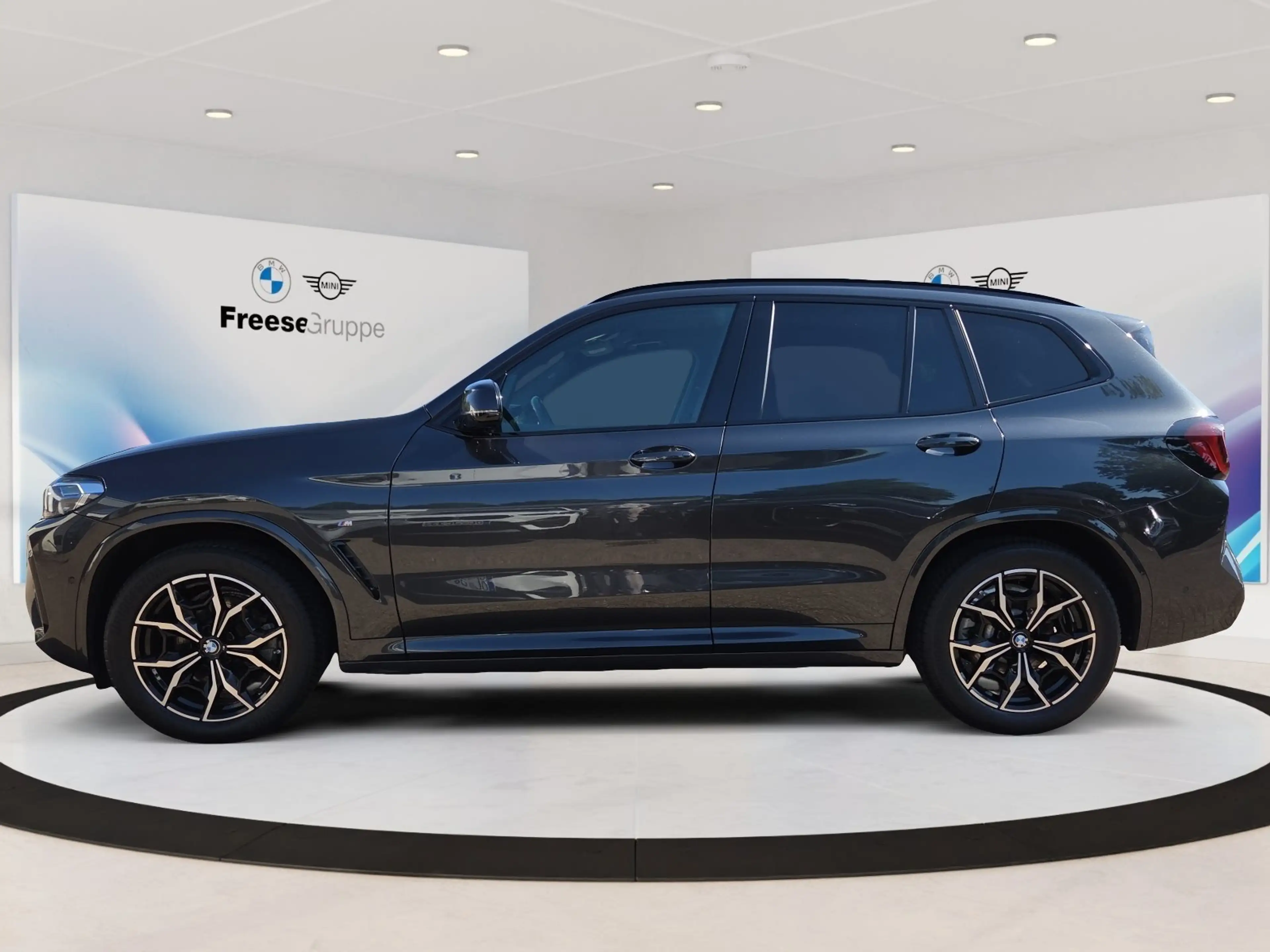 BMW X3 xDrive20d AHK Laser HEAD-UP PANO RFK HIFI LED — photo 3