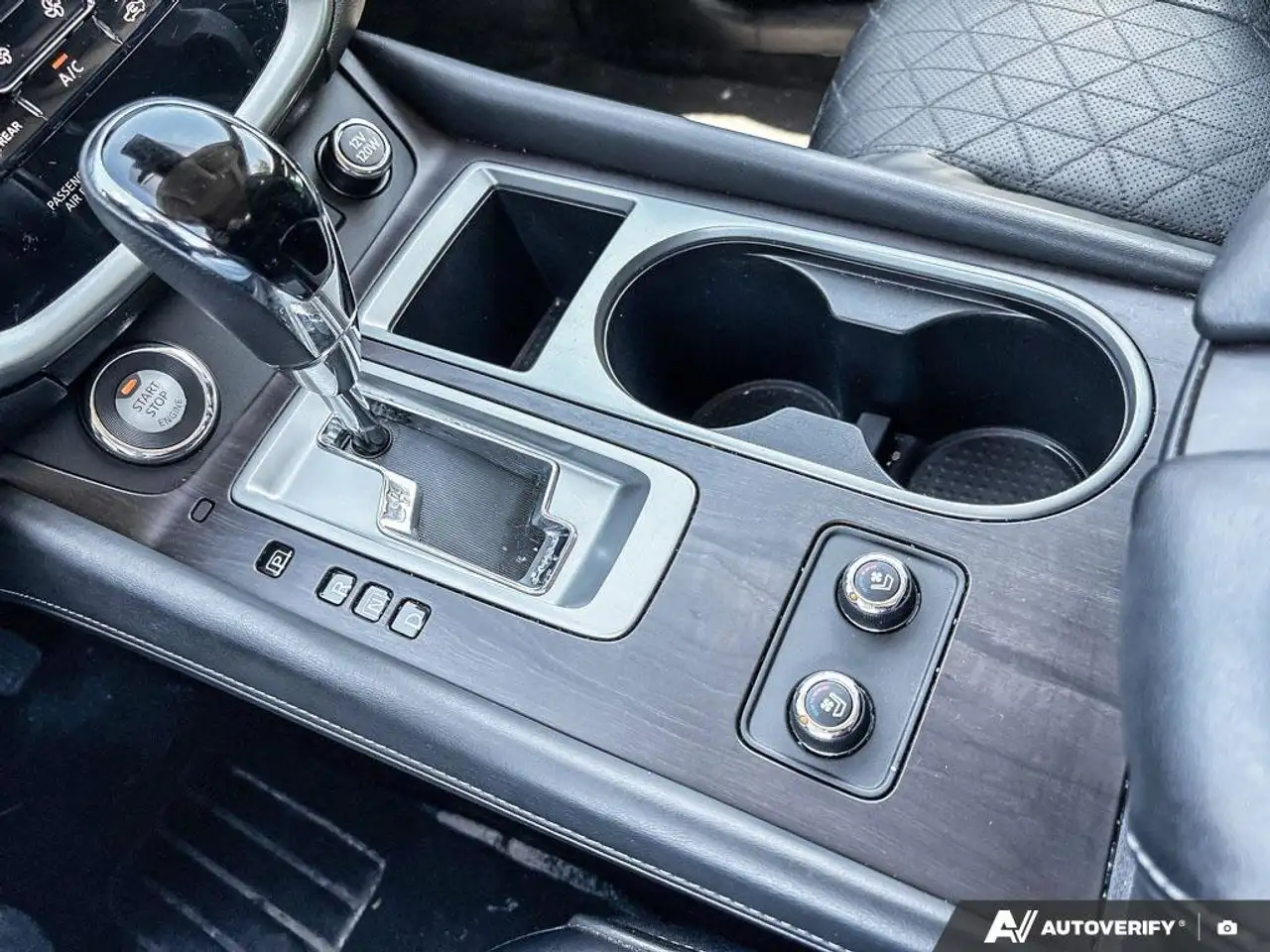 Nissan Murano снимка Nissan Murano