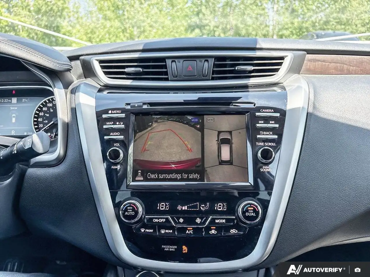 Nissan Murano снимка Nissan Murano