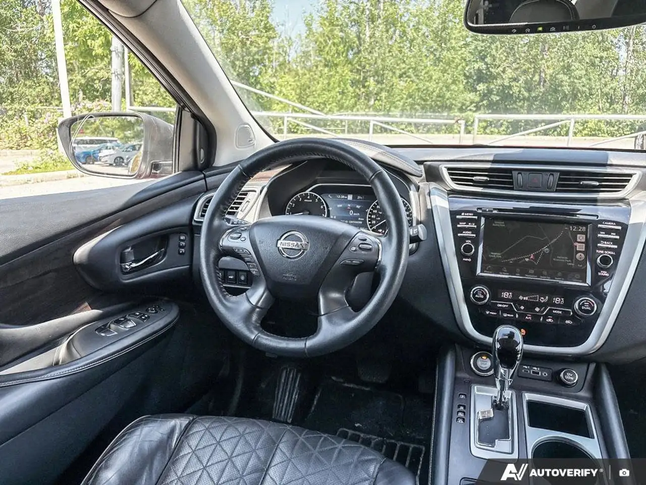 Nissan Murano снимка Nissan Murano