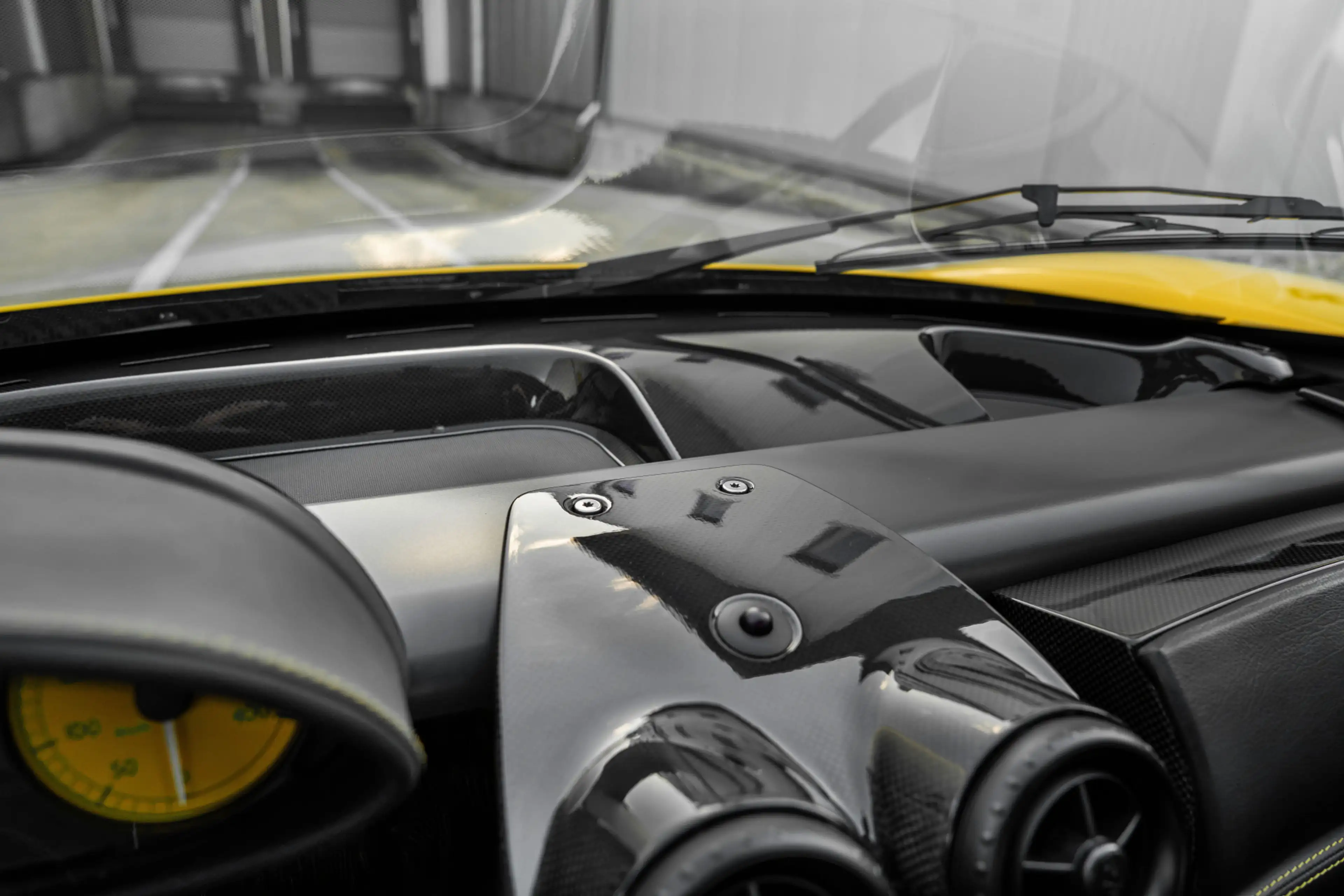 Ferrari Enzo Ferrari - Giallo Modena - 1 of only 18 — photo 12