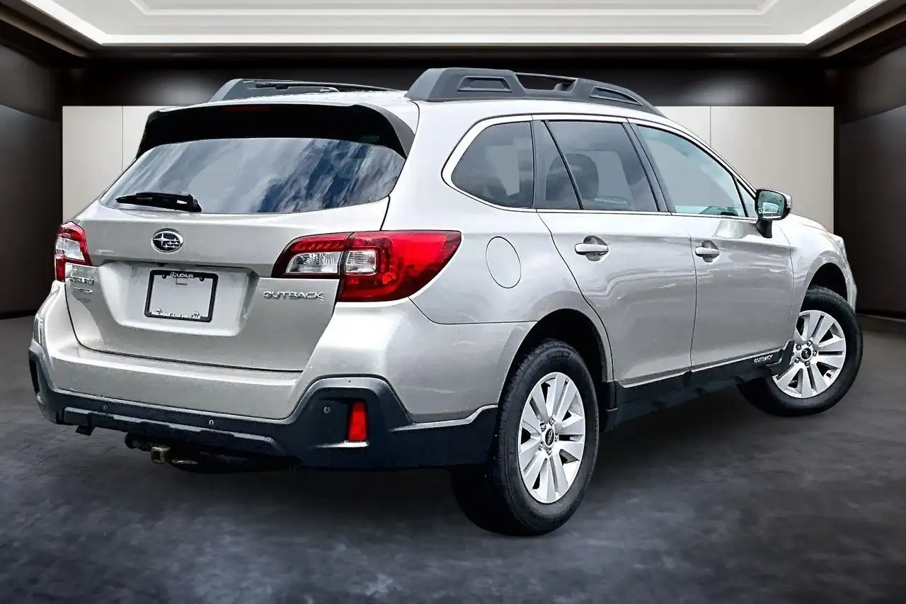 Subaru OUTBACK fotografie Subaru OUTBACK