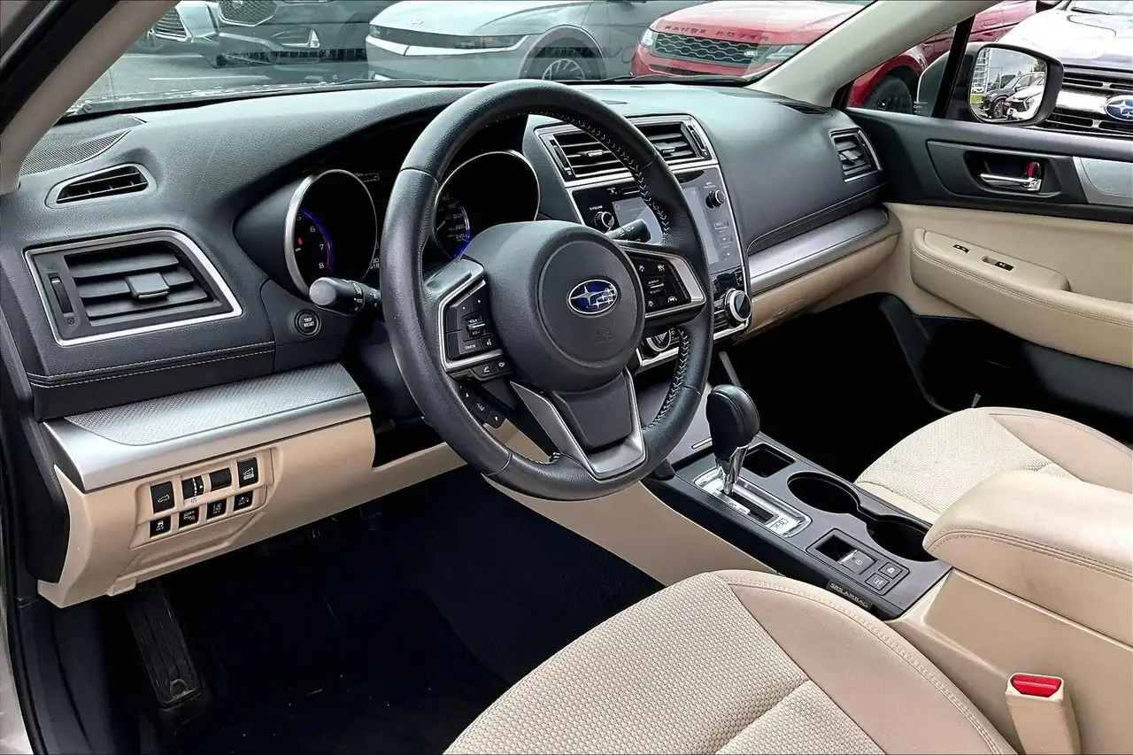 Subaru OUTBACK fotografie Subaru OUTBACK