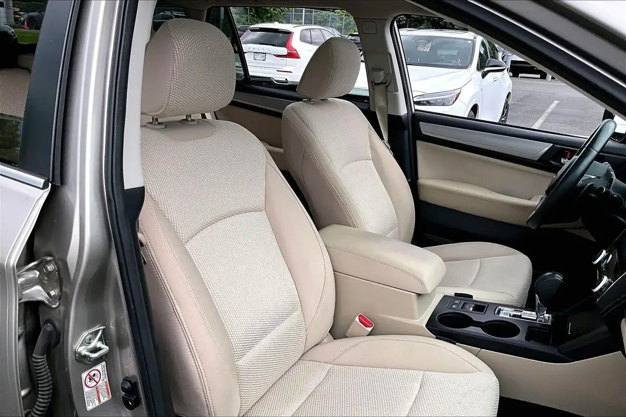 Subaru OUTBACK fotografie Subaru OUTBACK