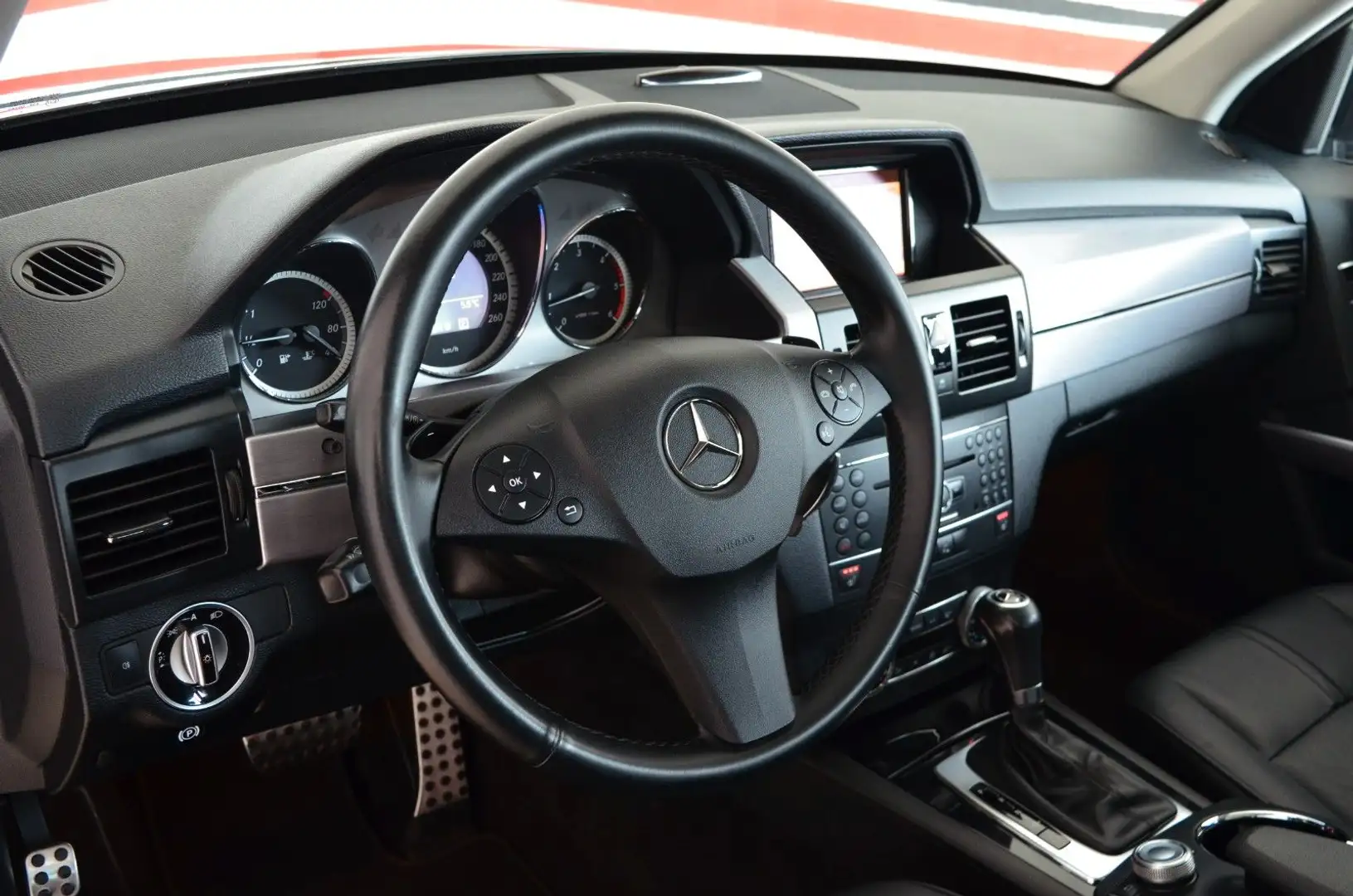 Mercedes-Benz GLK 220 cdi 4Matic |Glasdach |Navi |Leder |PDC Schwarz - 2