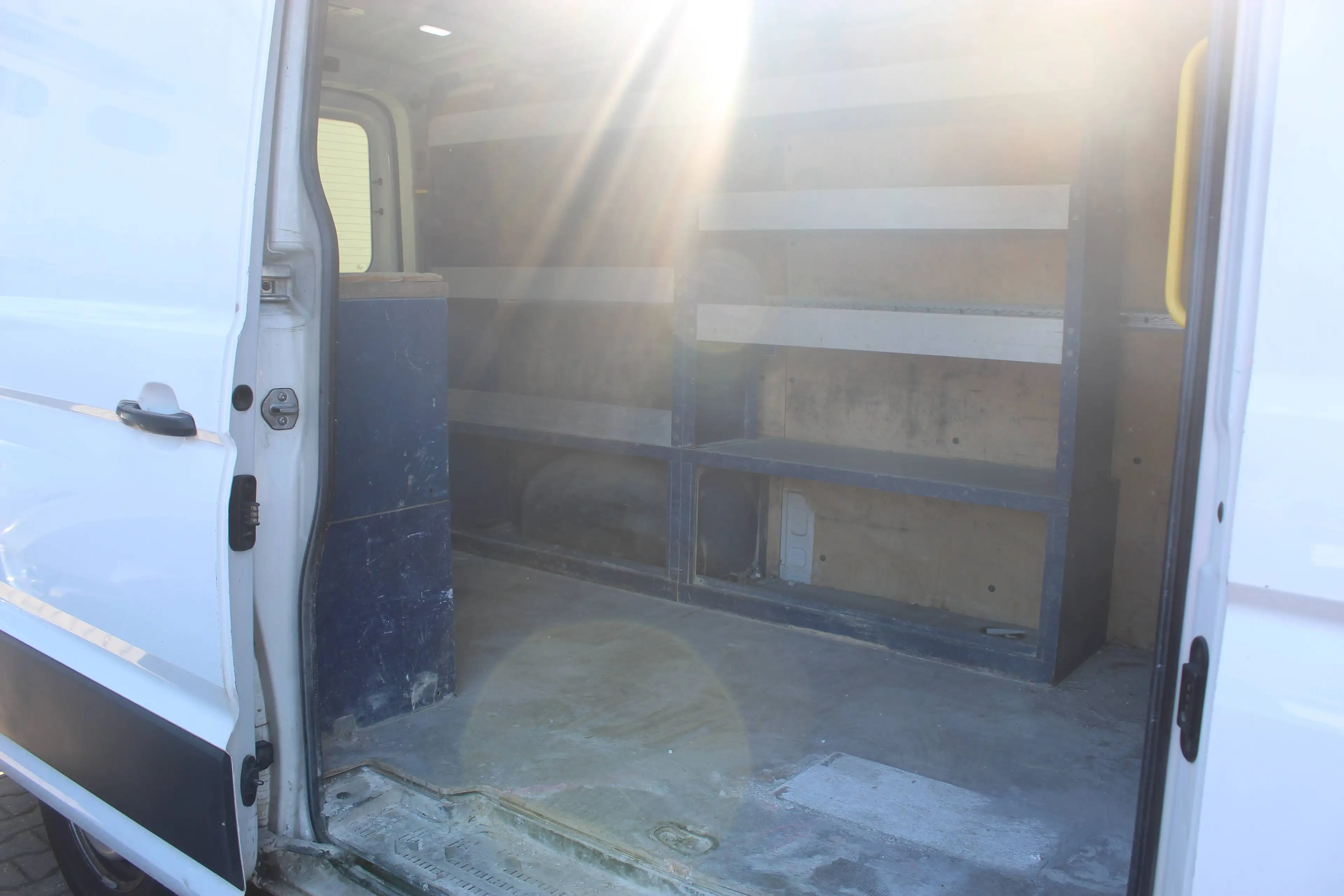 Volkswagen Crafter 30 mittellang FWD Trendline — photo 10