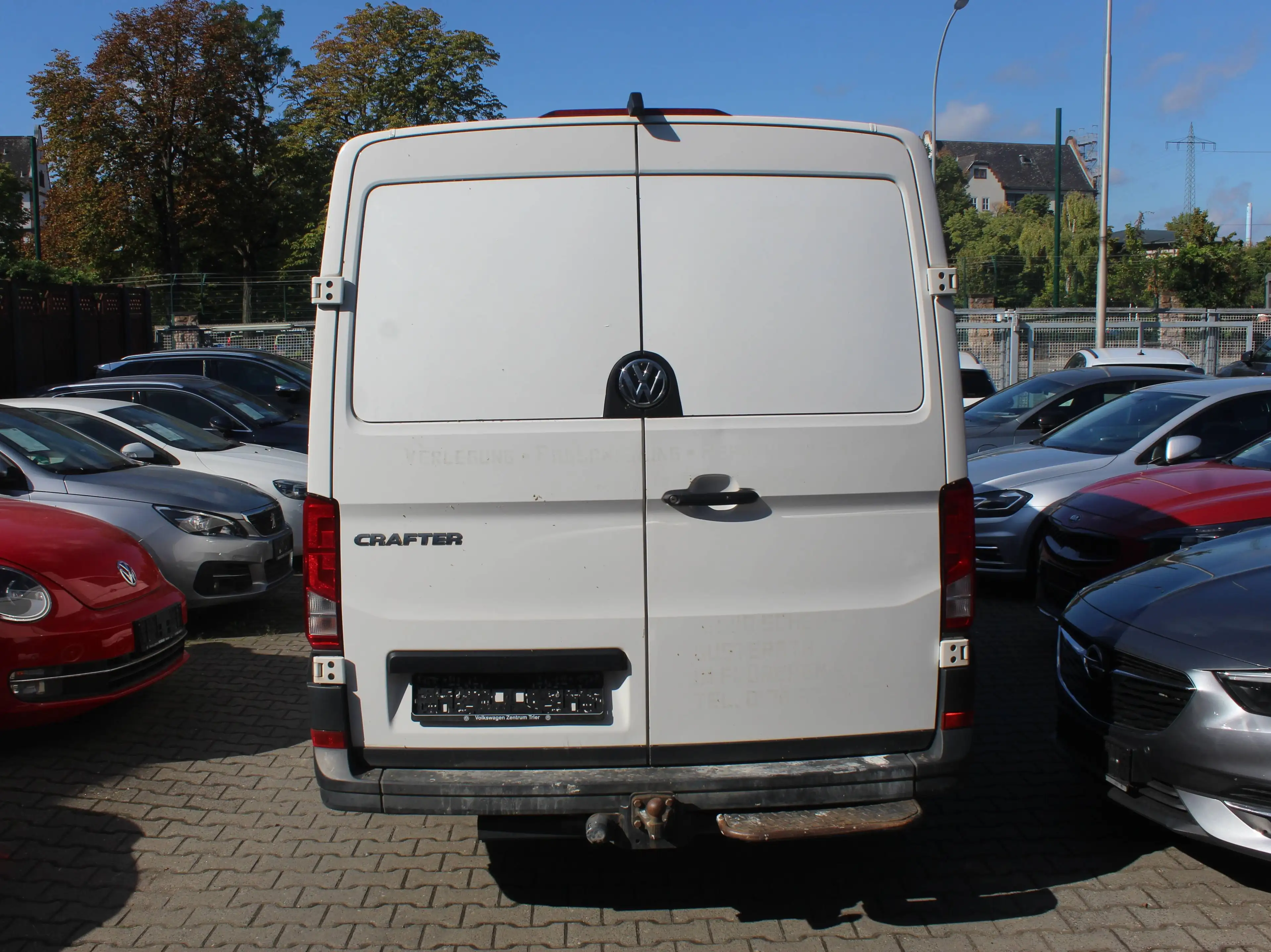 Volkswagen Crafter 30 mittellang FWD Trendline — photo 2