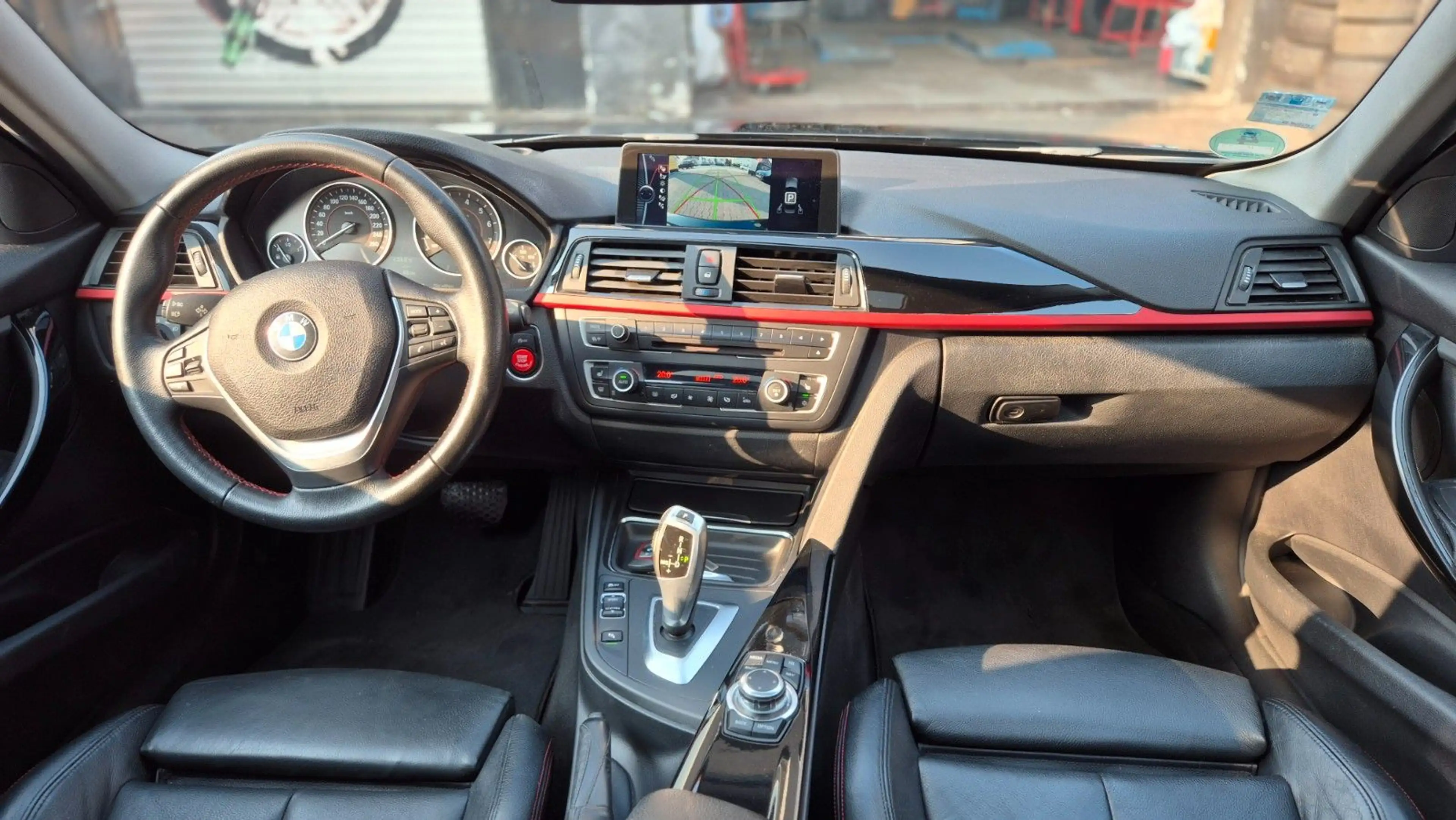 BMW 328 i 3er /SPORT-19"Zoll-Head Up-Navi 1.Hand — photo 9