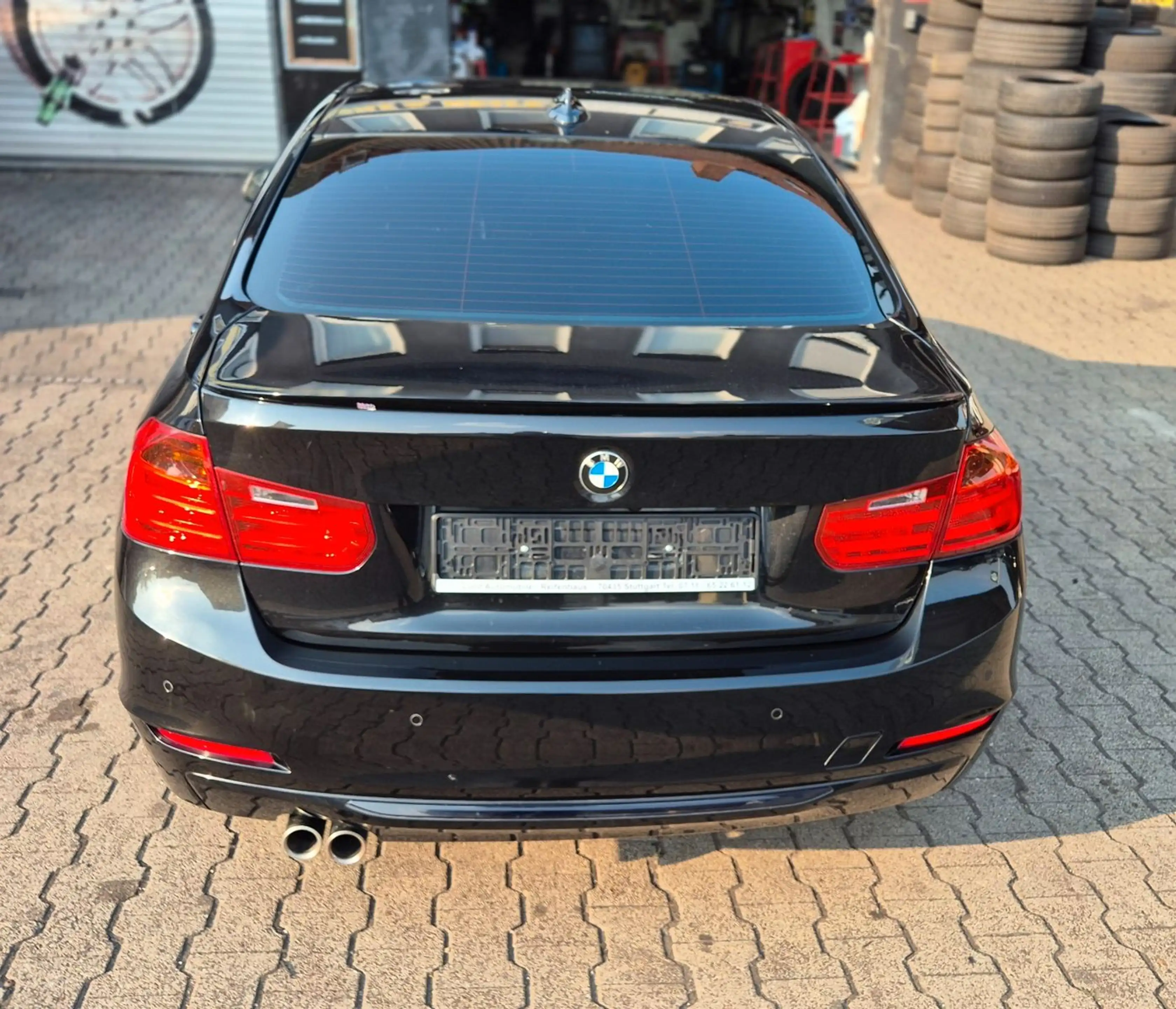 BMW 328 i 3er /SPORT-19"Zoll-Head Up-Navi 1.Hand — photo 12