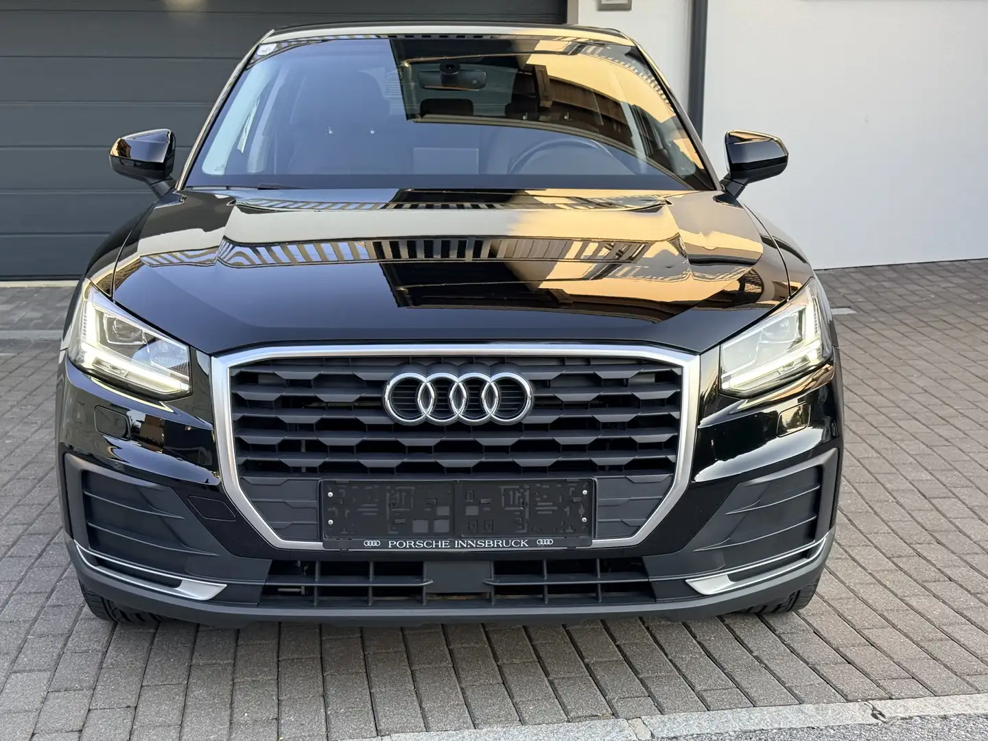 Audi Q2 Erstbesitz...Navi...LED...S tronic... Schwarz - 1