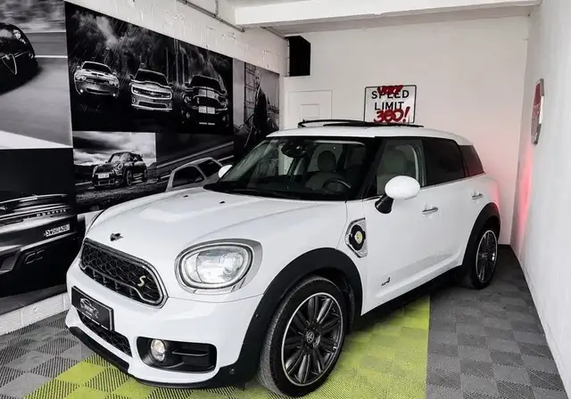 MINI Cooper Countryman S ALL4 Pack CHILI 136%2B88 bva6 HYBRIDE