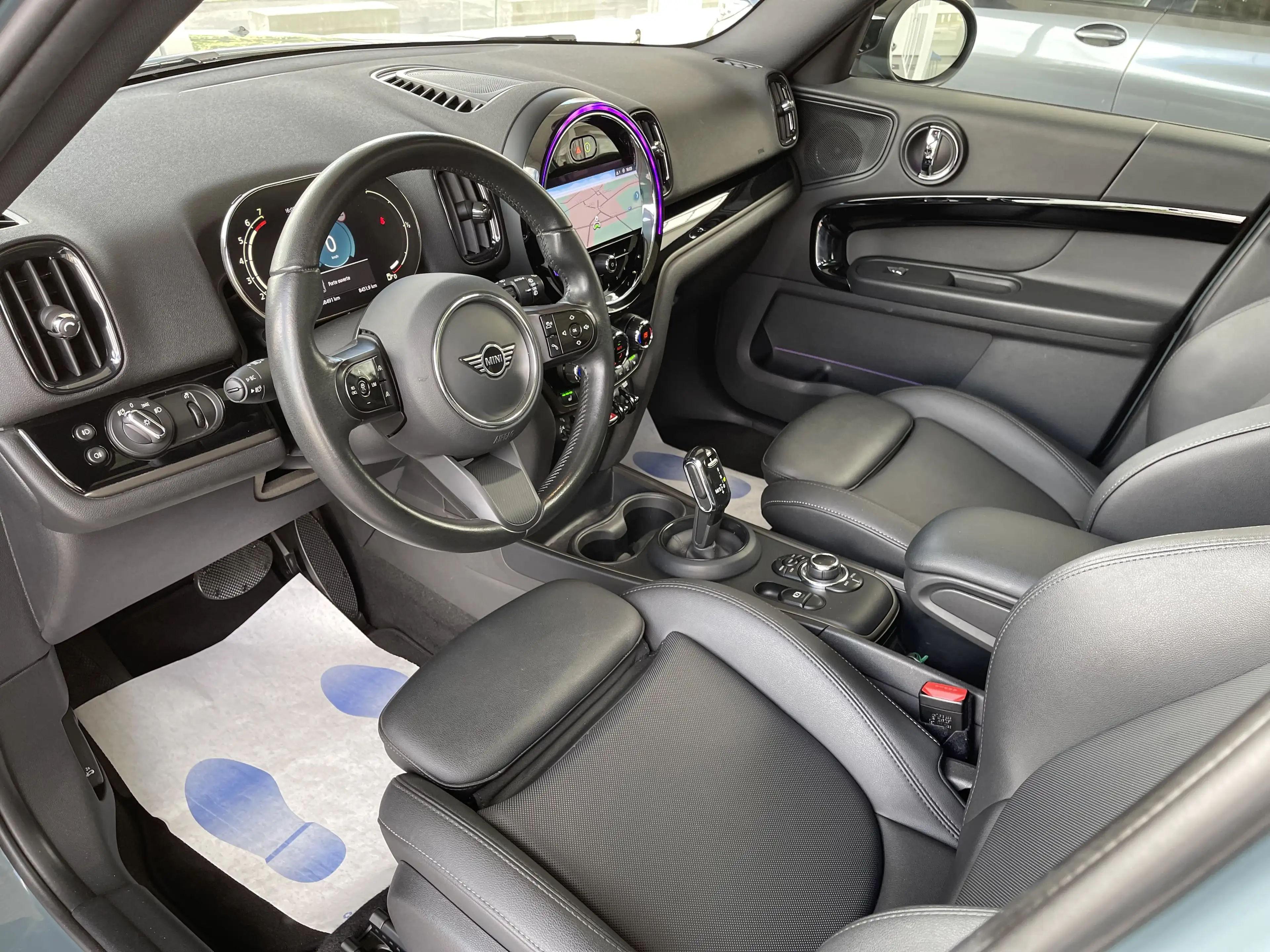 MINI Cooper Countryman 1.5iA *** GARANTIE + TOIT PANO + LED + GPS + CUIR *** — photo 11
