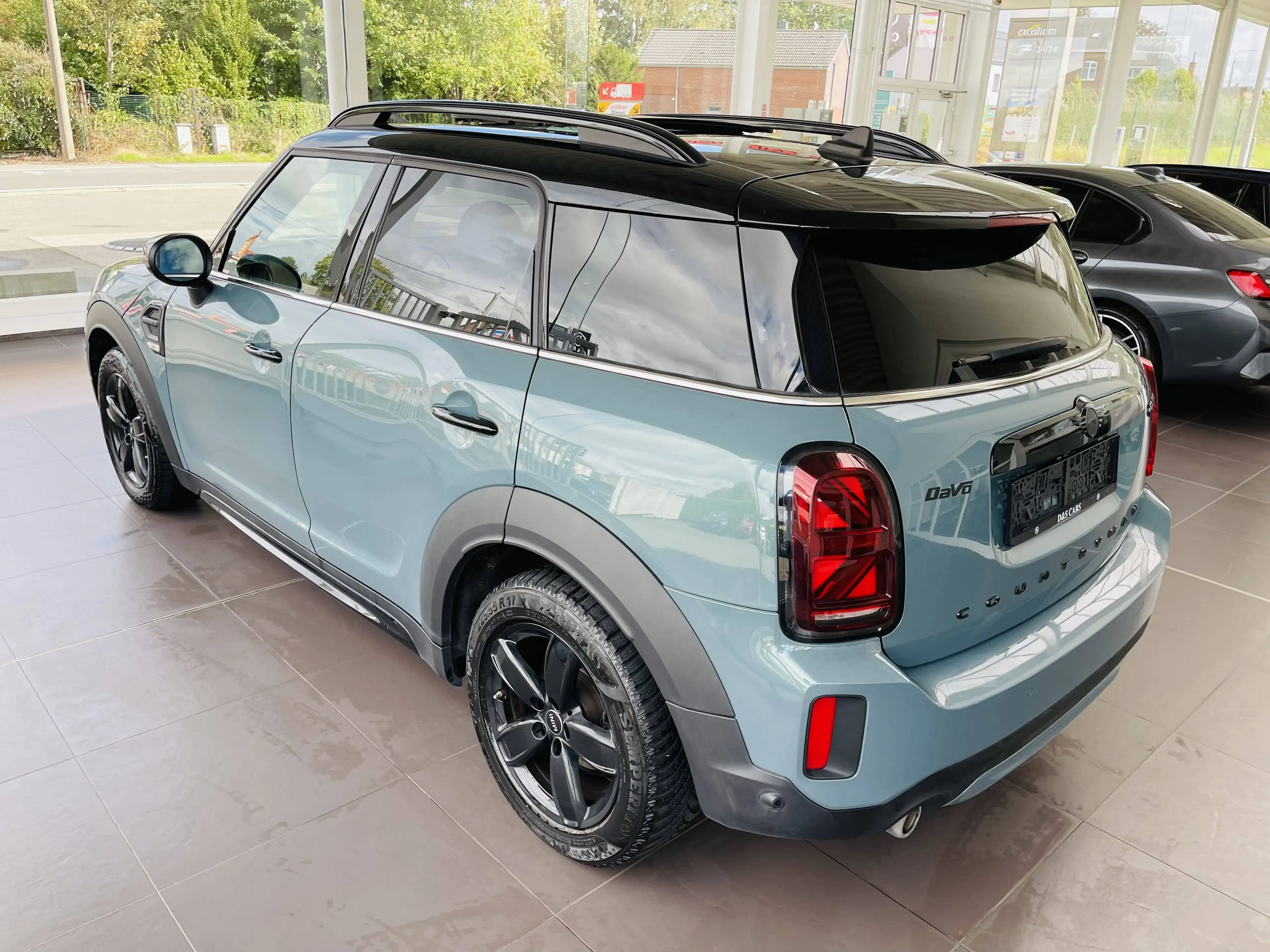 MINI Cooper Countryman 1.5iA *** GARANTIE + TOIT PANO + LED + GPS + CUIR *** — photo 8