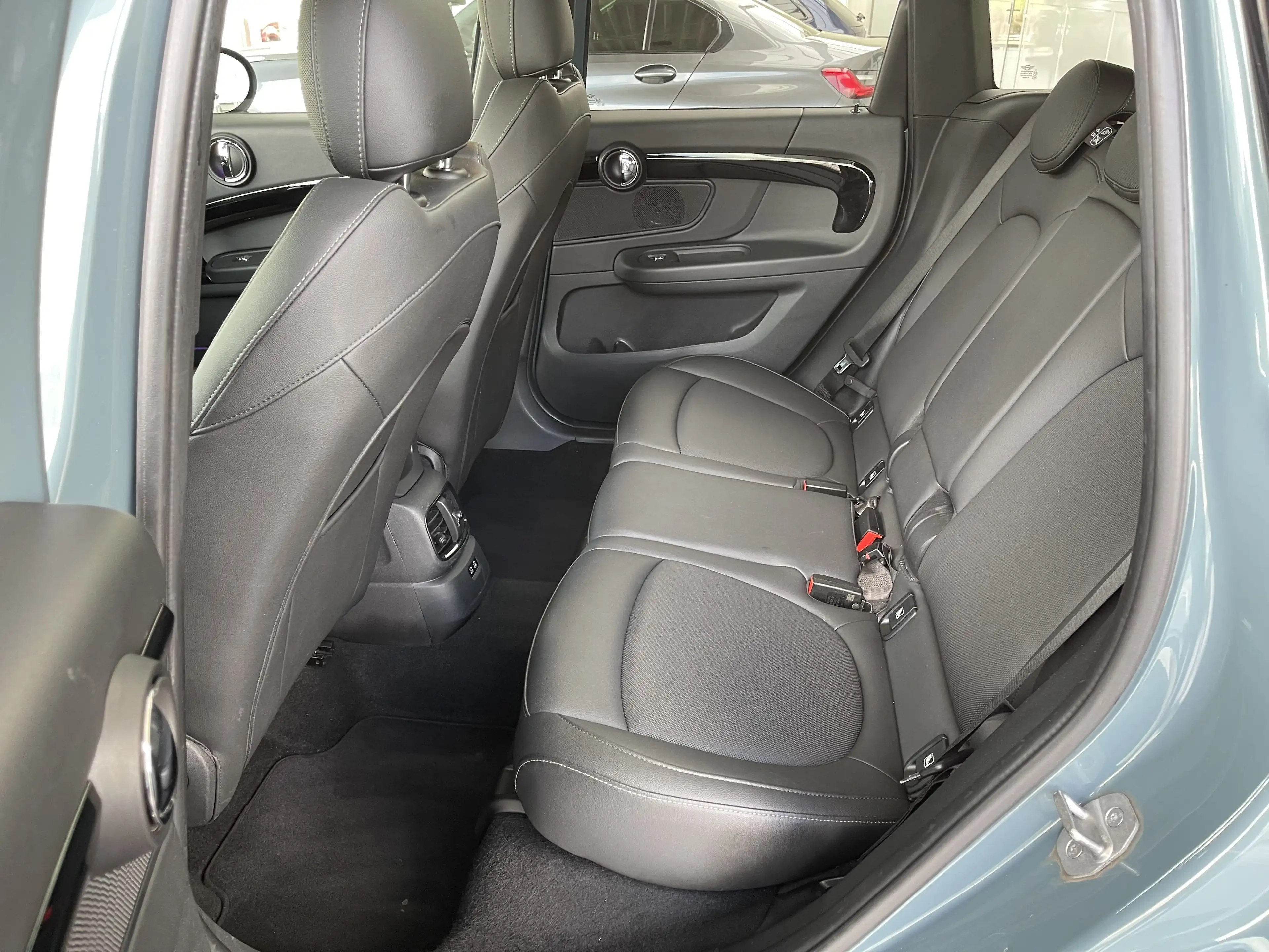 MINI Cooper Countryman 1.5iA *** GARANTIE + TOIT PANO + LED + GPS + CUIR *** — photo 12