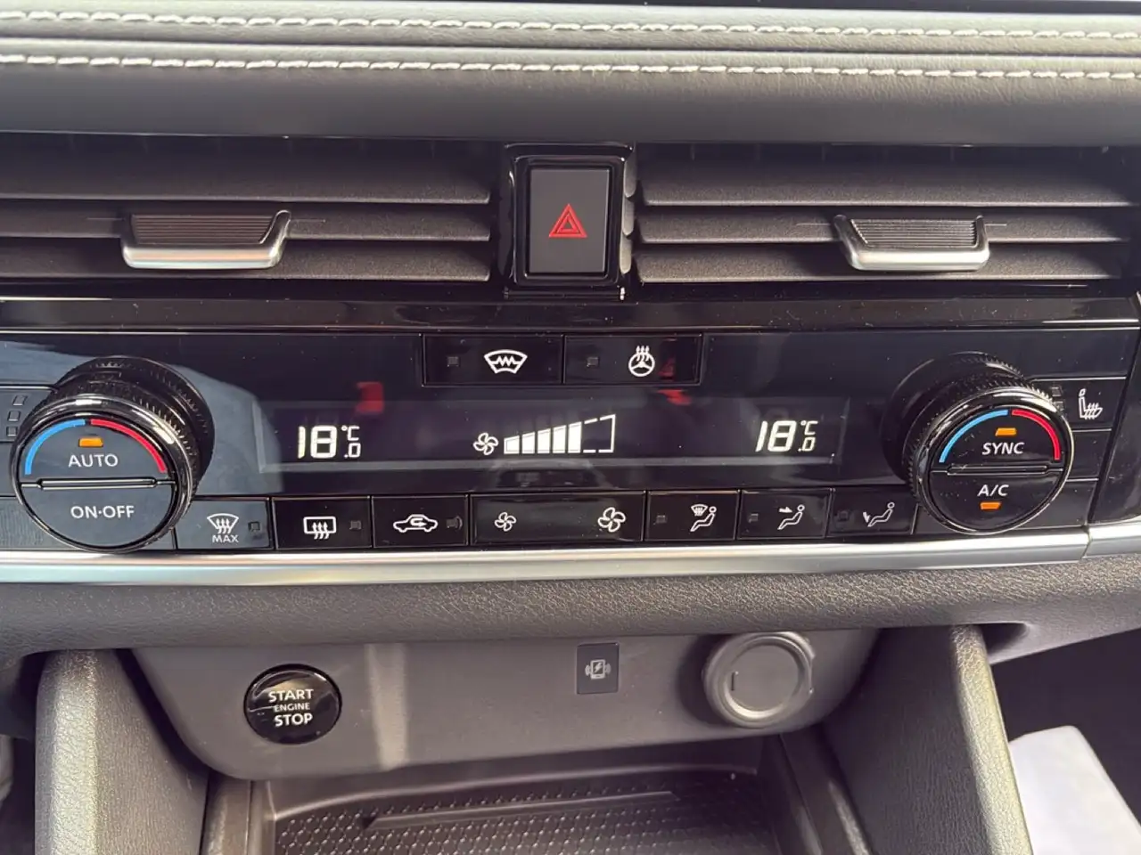 Nissan Qashqai III 2024 1.3 mhev N-Connecta 2wd 158cv xtronic 12