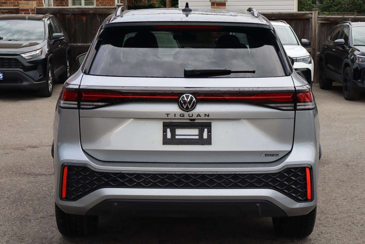 2026 Volkswagen Tiguan Comfortline R-Line Black Edition 4MOTION — photo 1