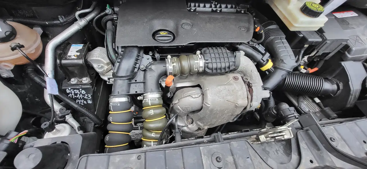 Peugeot 3008 1.6 BlueHDi 120ch S