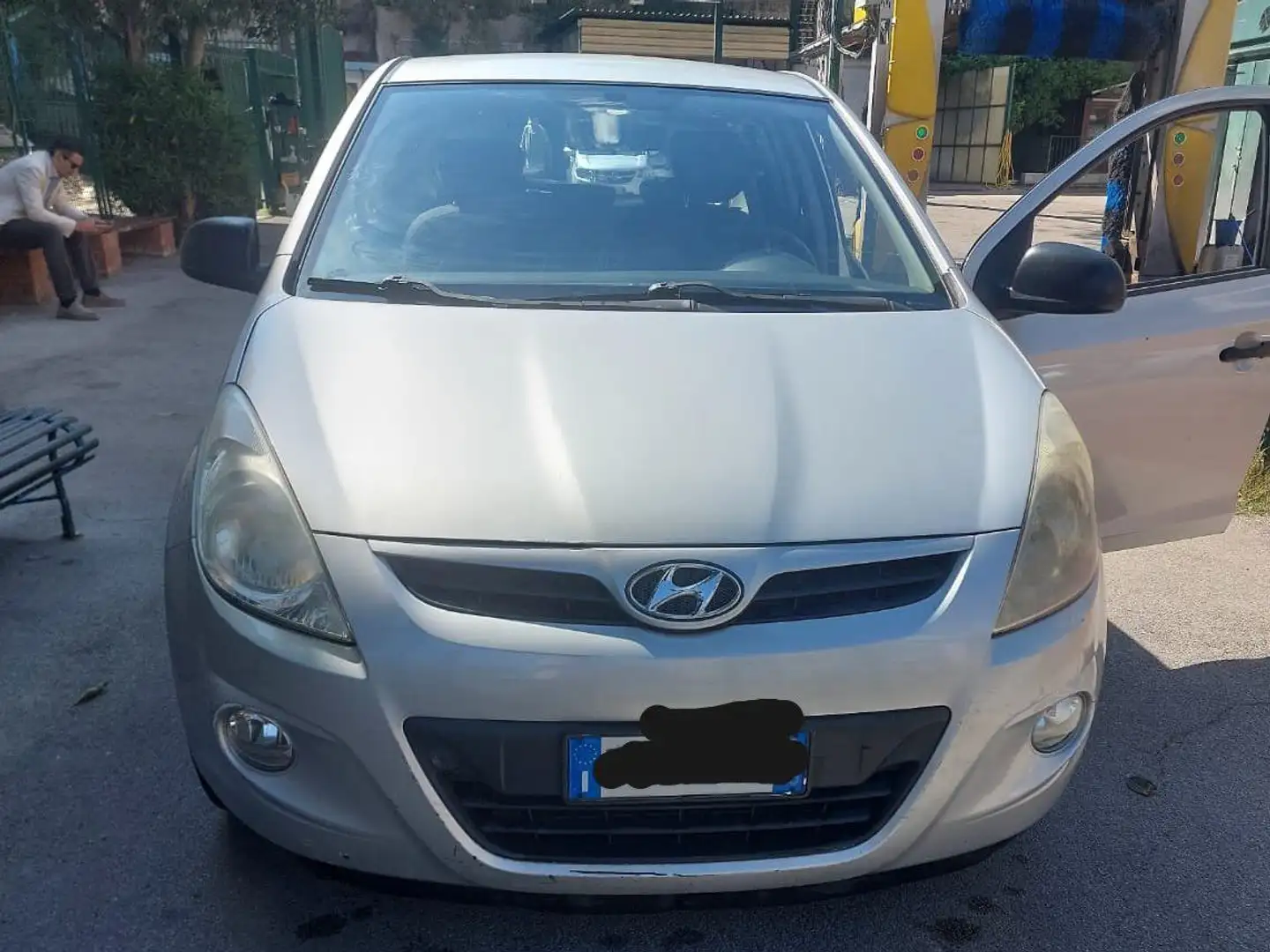 Hyundai i20 i20 I 2009 5p 1.2 Comfort Gpl Argento - 1