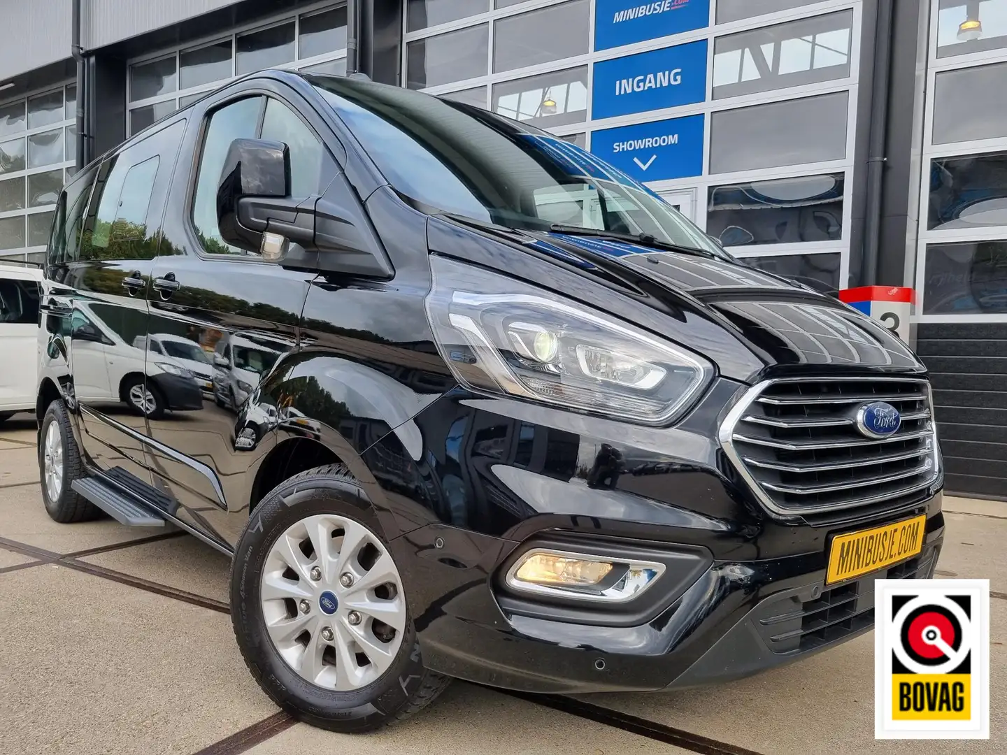 Ford Transit Custom Tourneo 320 1.0 EcoBoost L1H1 PHEV Titanium 8-PERS Noir - 1