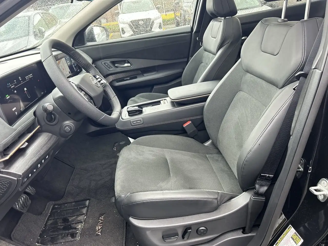 Nissan Ariya снимка Nissan Ariya