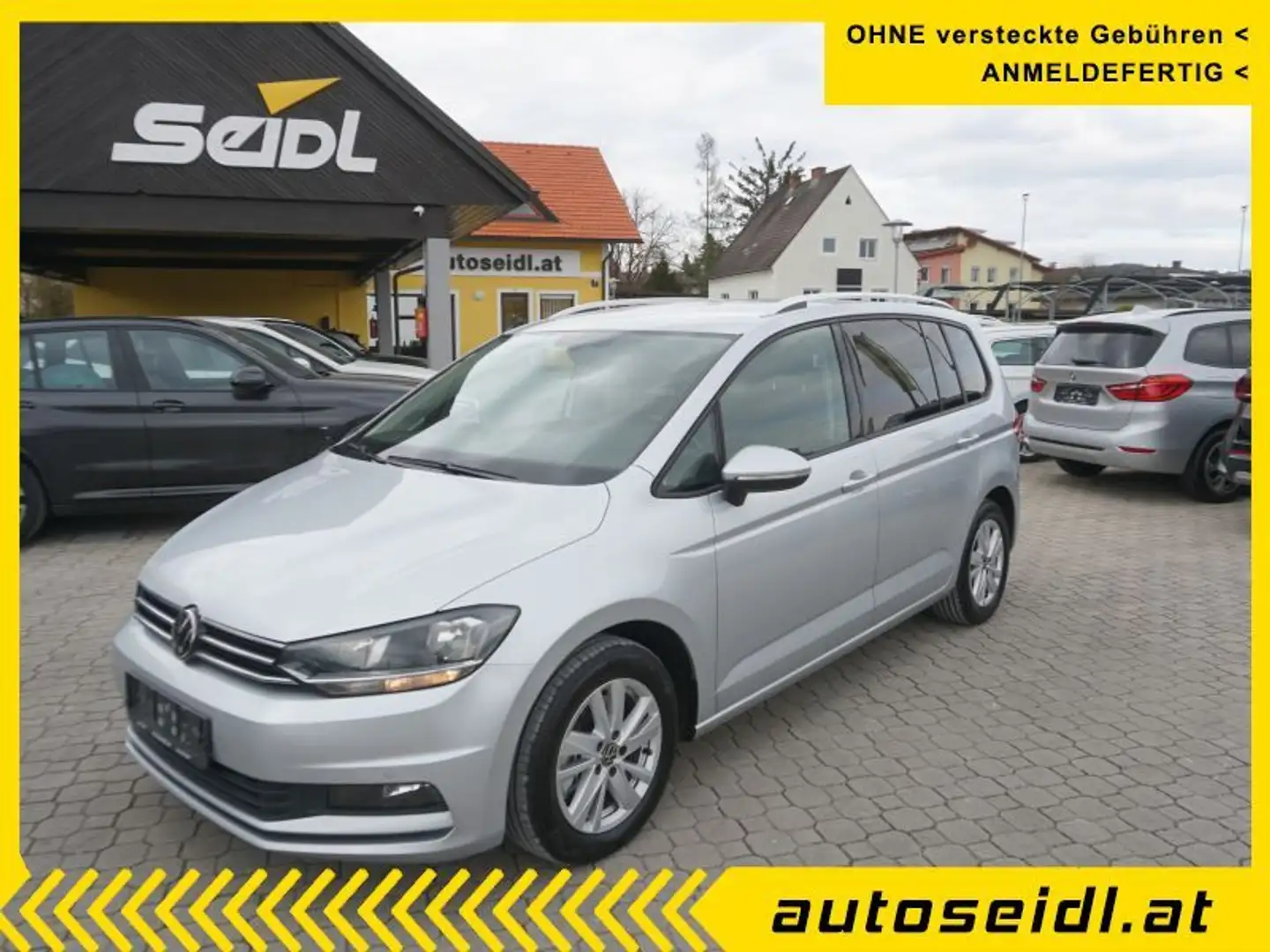 Volkswagen Touran Comfortline 2,0 TDI *7-SITZE+NAVI+KAMERA* Silber - 1
