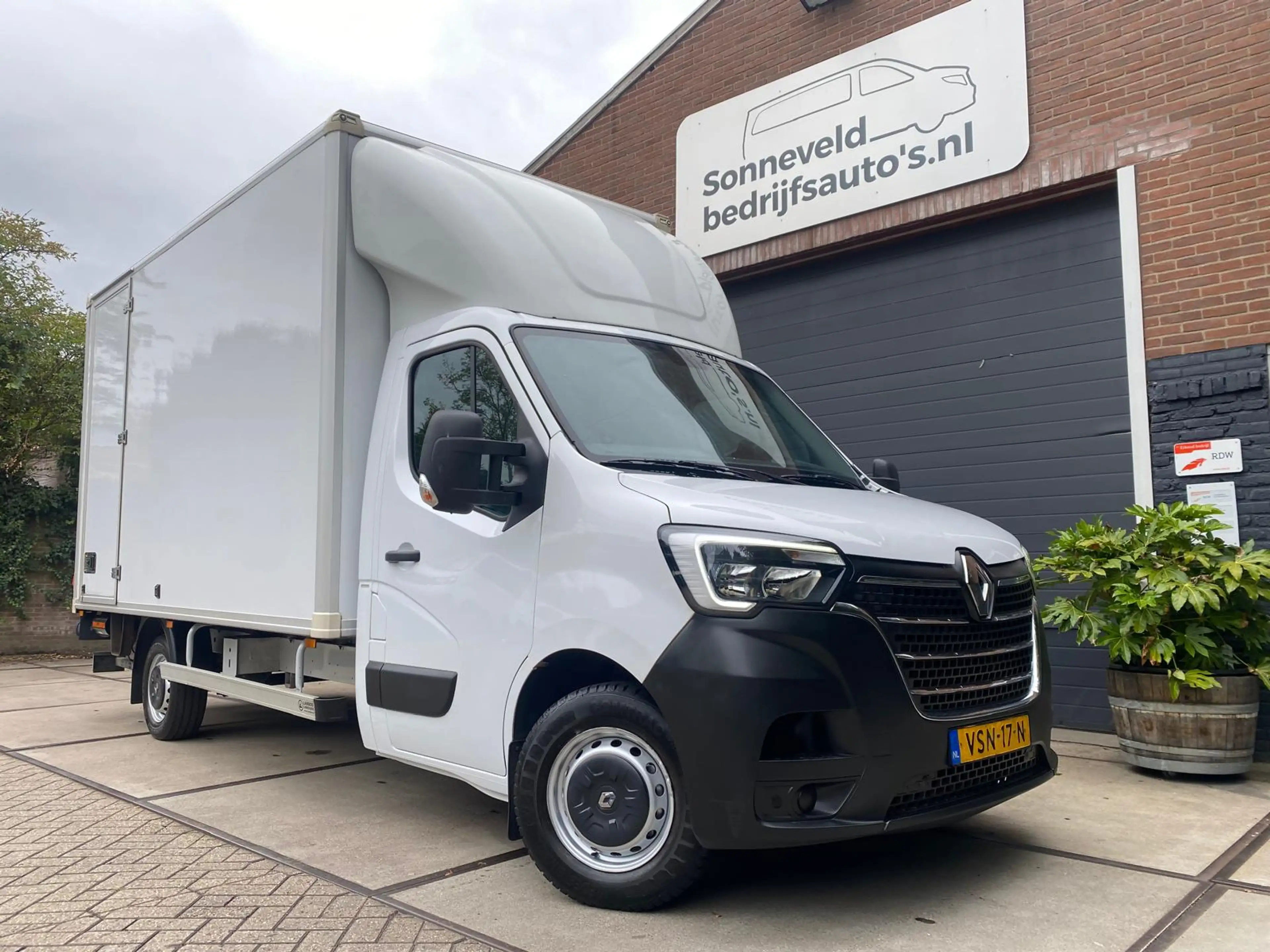 Renault Master T35 2.3 dCi 145 L3 Energy EURO VI Laadbak / laadkl