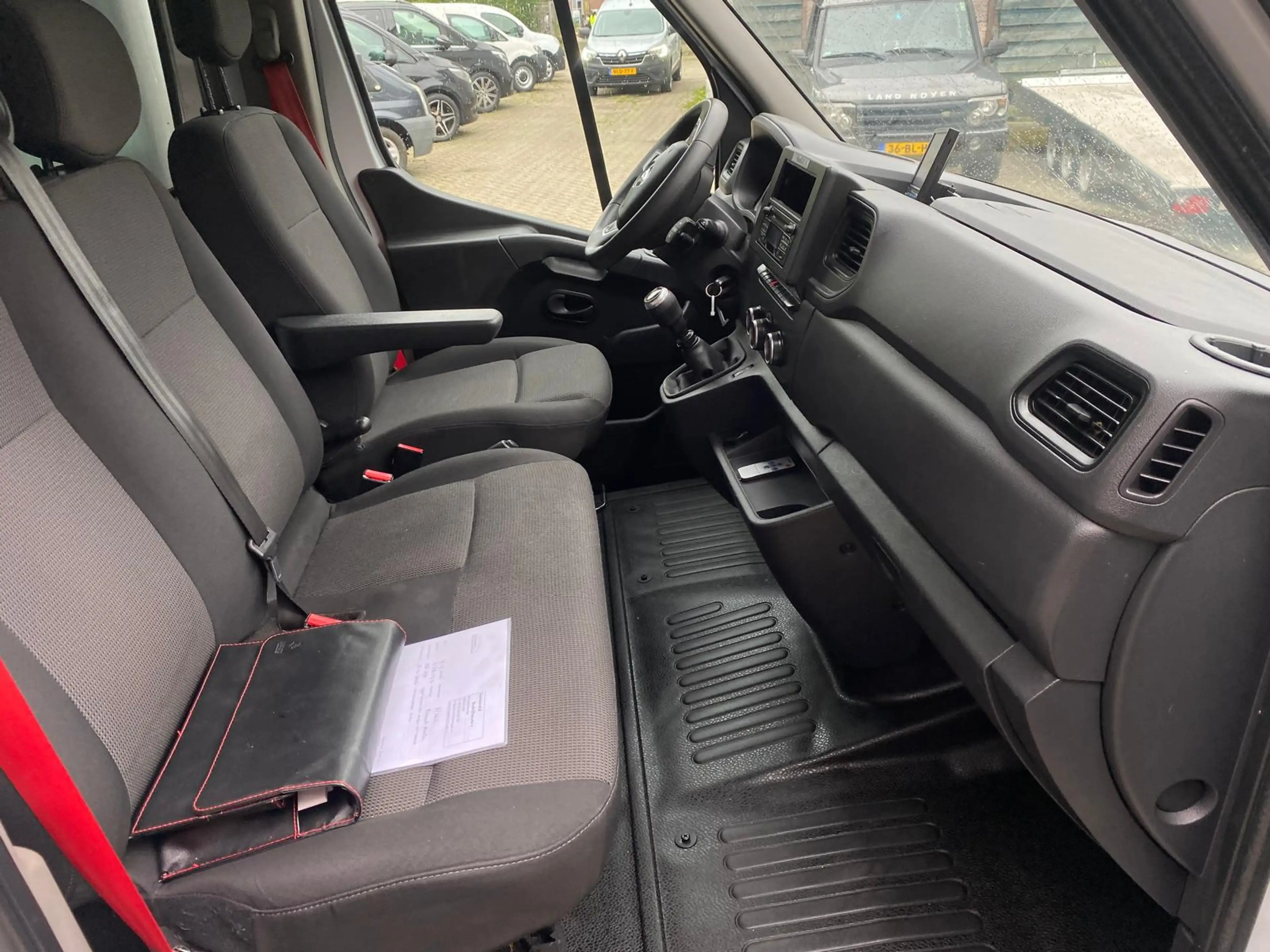Renault Master T35 2.3 dCi 145 L3 Energy EURO VI Laadbak / laadkl — photo 12