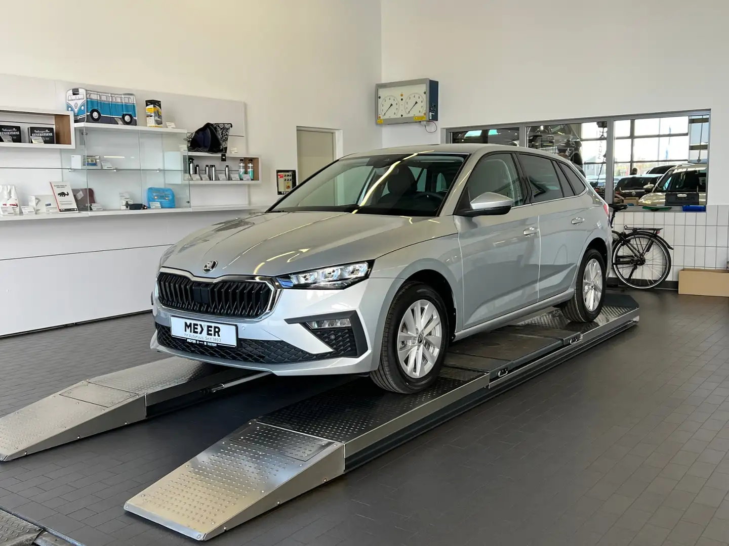 Skoda Scala Selection 1.5 TSI DSG *LED, ACC, SmartLink, Kamer Silber - 2