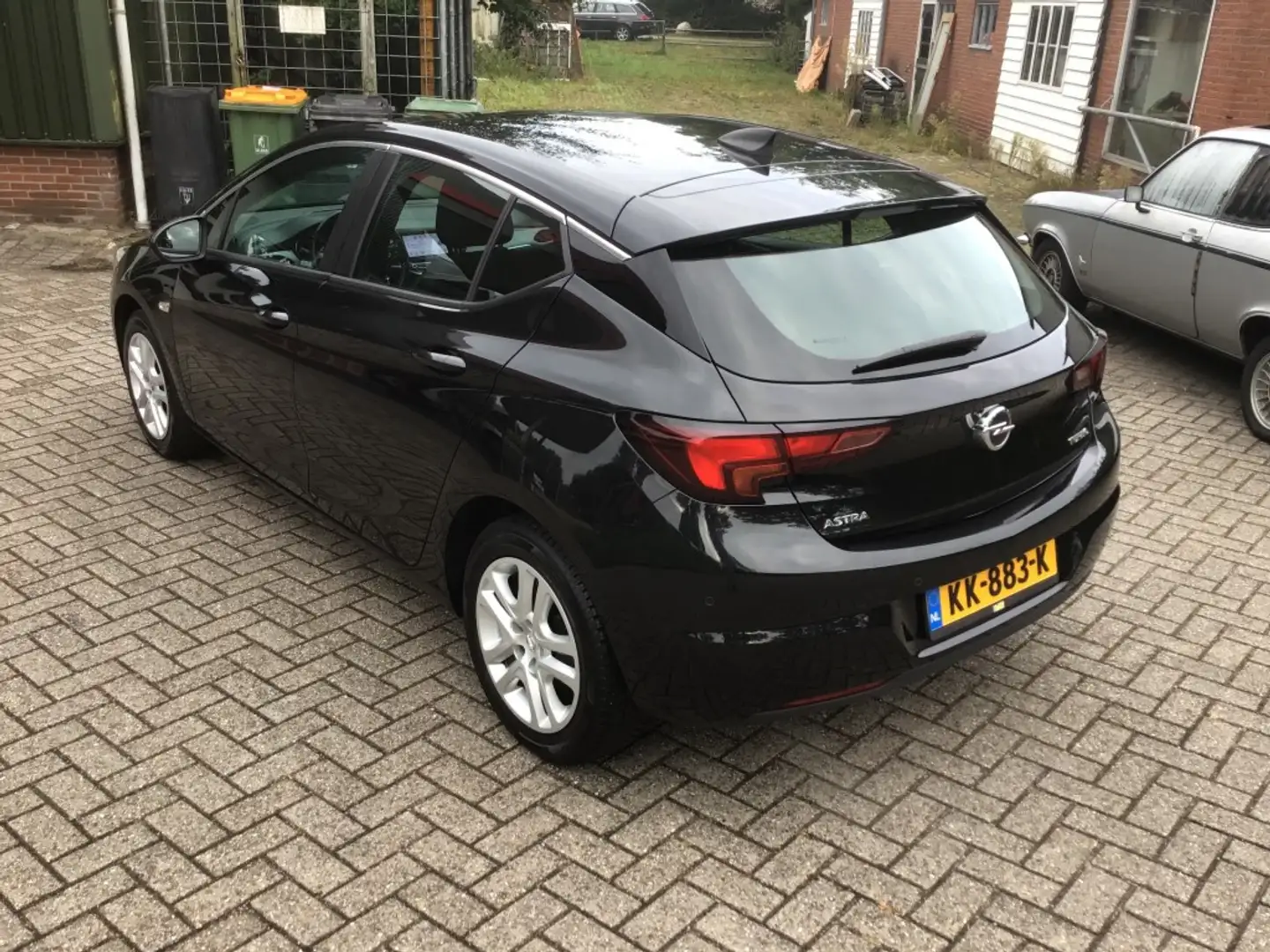 Opel Astra 1.4 EDITION Noir - 2