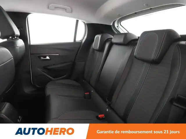 Peugeot 208 view 14