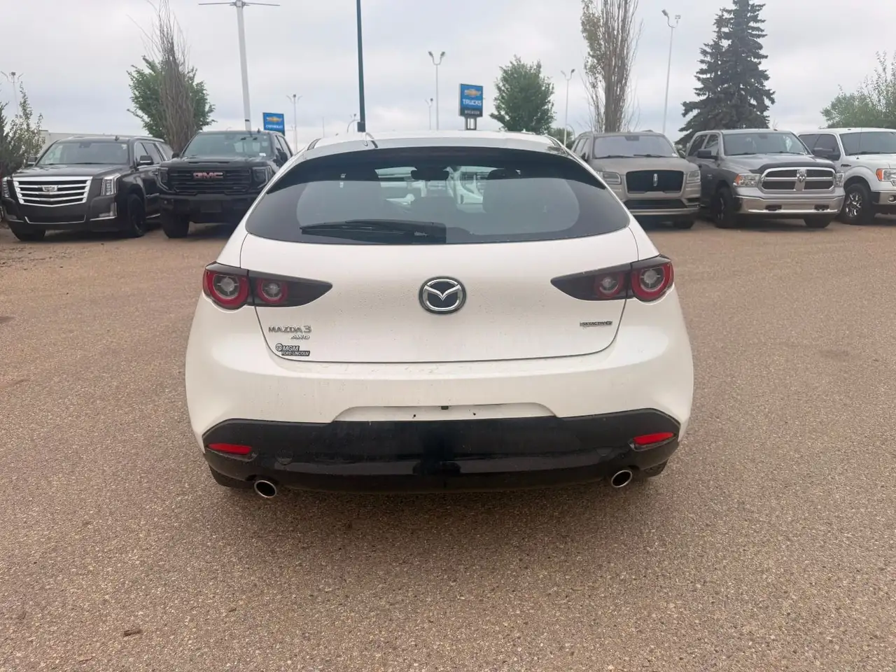 Mazda 3 снимка Mazda 3