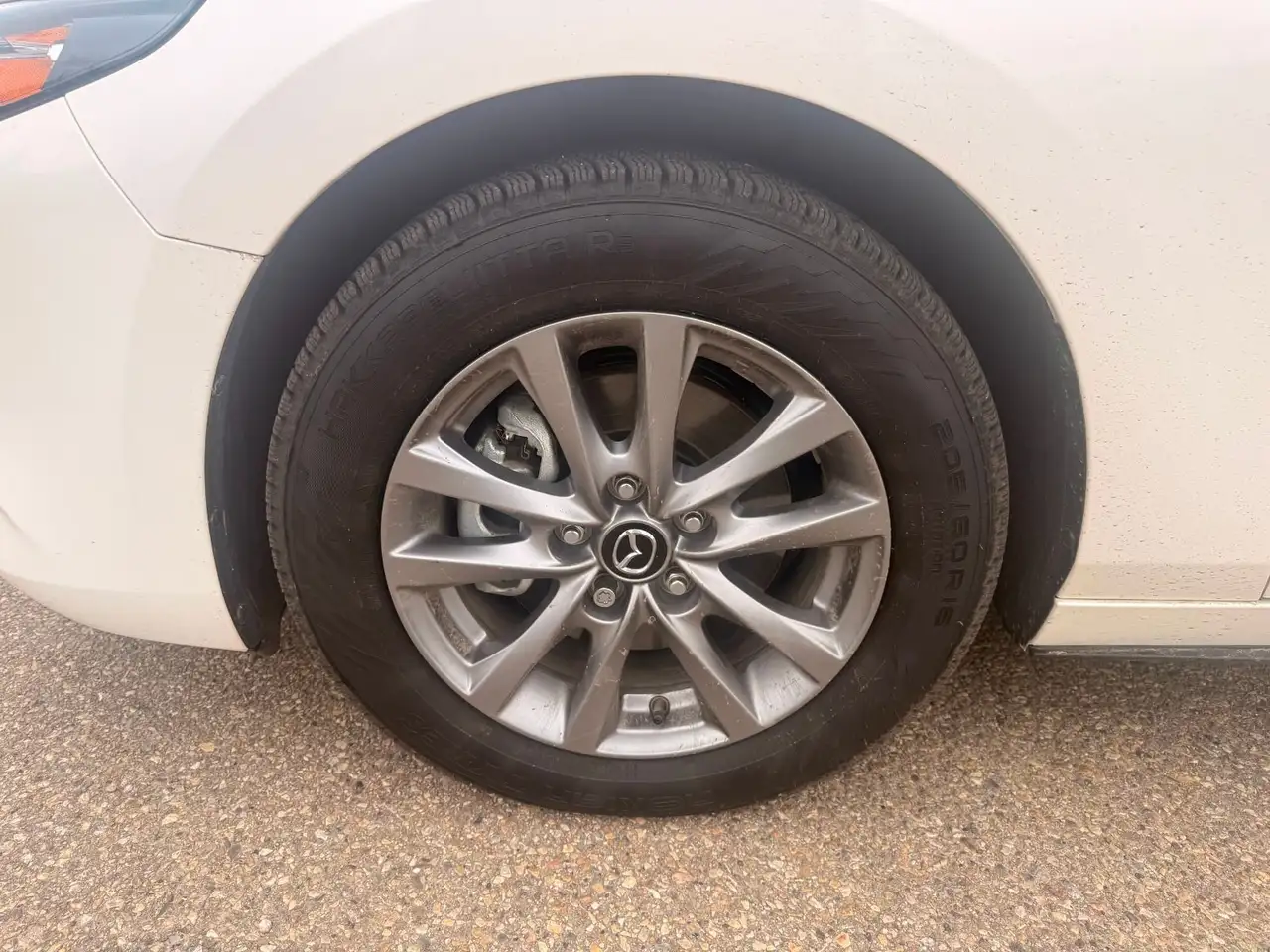 Mazda 3 снимка Mazda 3