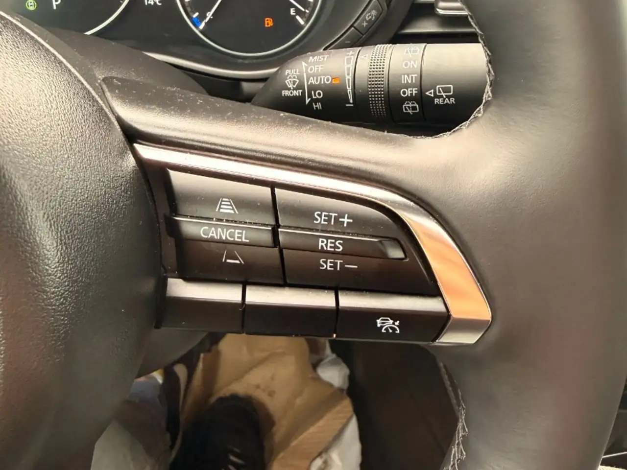 Mazda 3 снимка Mazda 3
