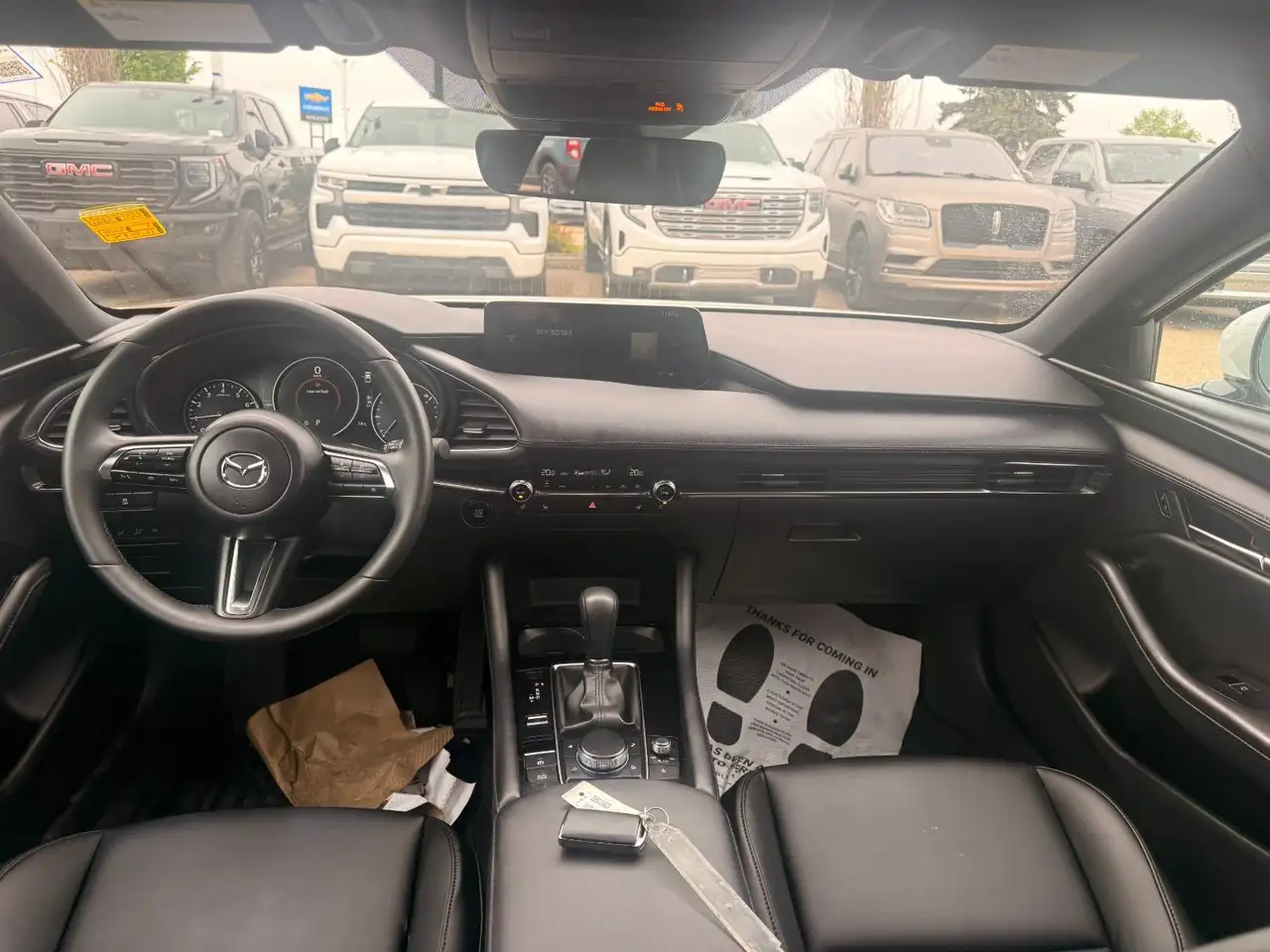 Mazda 3 снимка Mazda 3