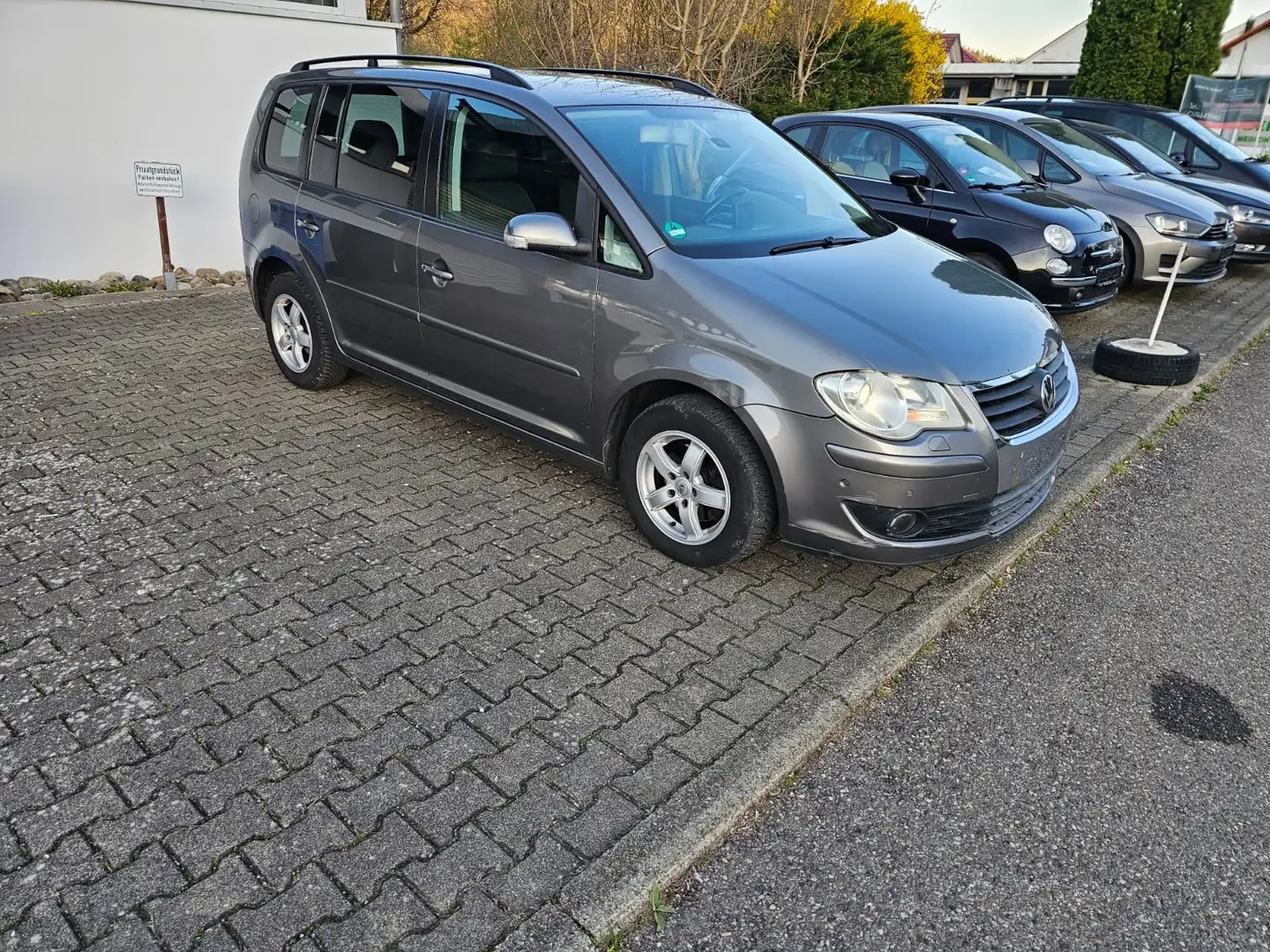 Volkswagen Touran Trendline *TÜV BIS 12/2025* Grau - 2