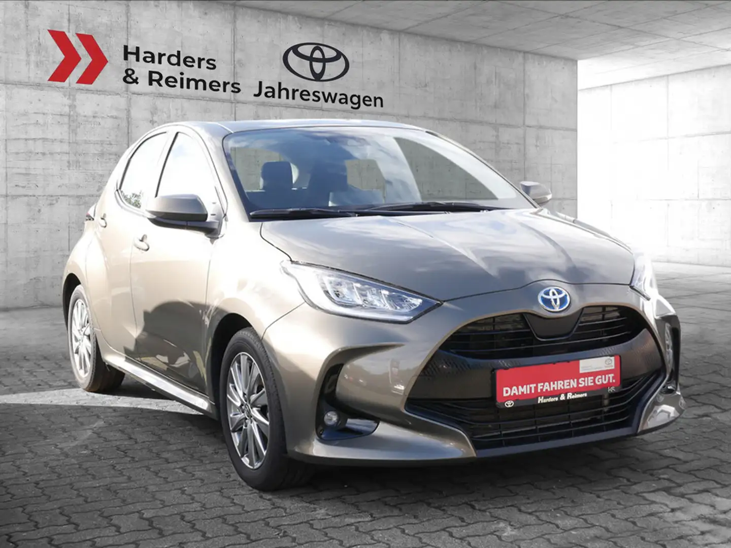 Toyota Yaris Hybrid KLIMA SHZ RÜCKFAHRKAMERA ACC LED Bronce - 1
