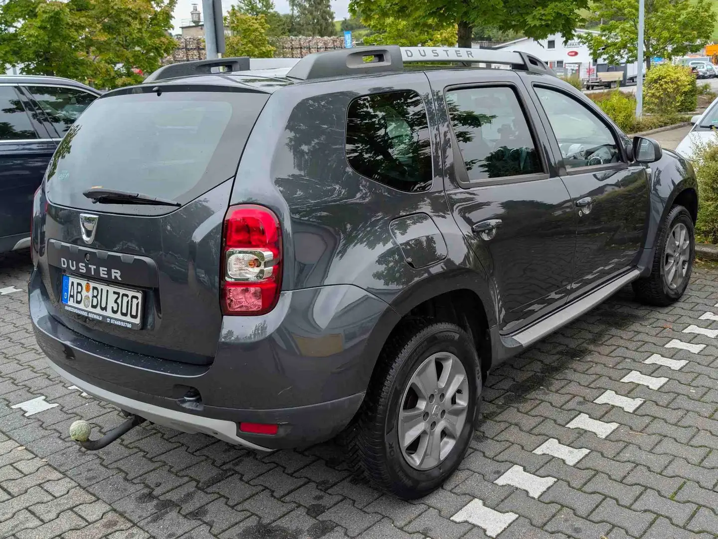 Dacia Duster Duster dCi 110 FAP 4x2 Laureate Grau - 2
