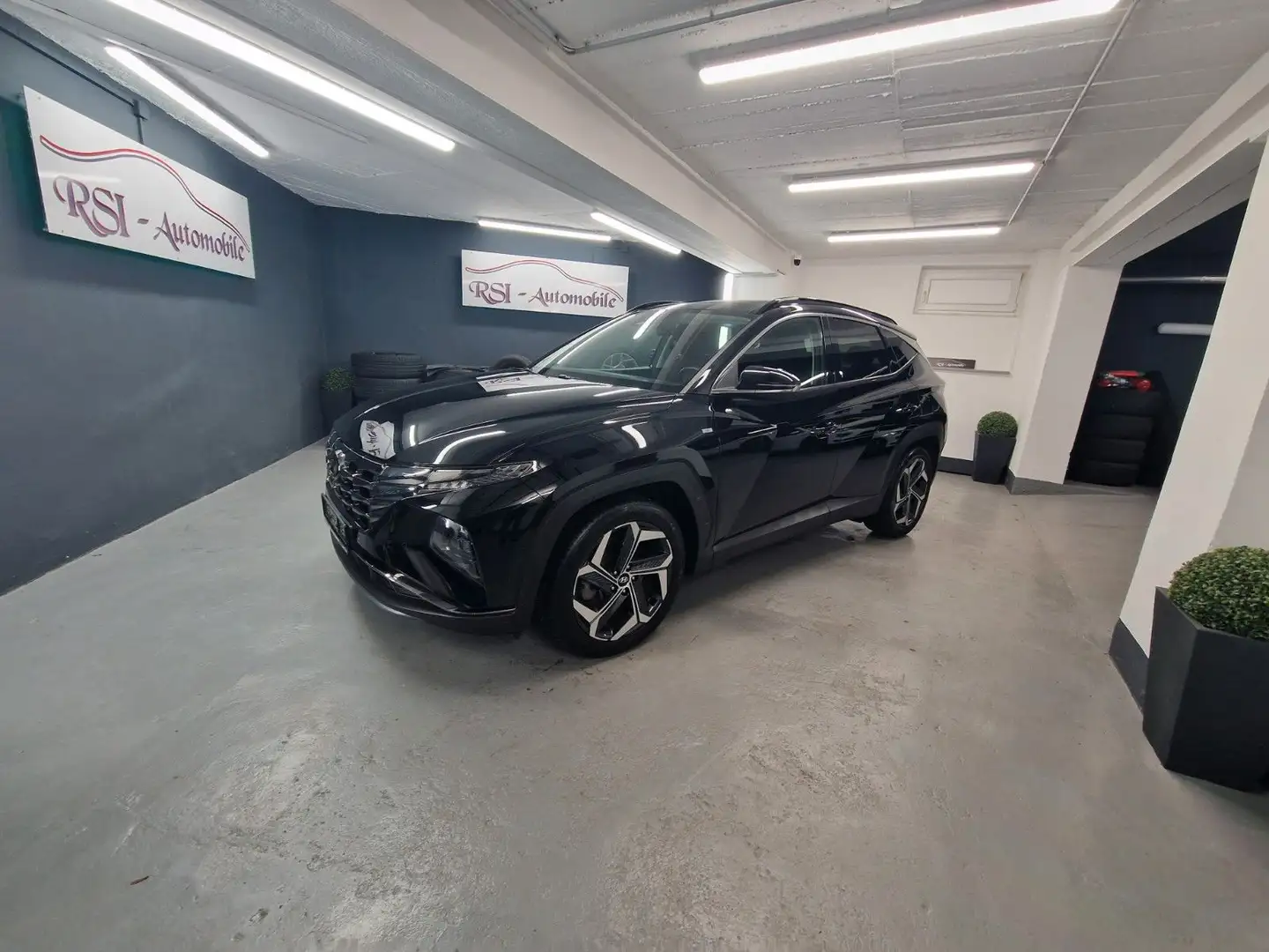 Hyundai TUCSON Exclusive Mild-Hybrid 4WD Schwarz - 2
