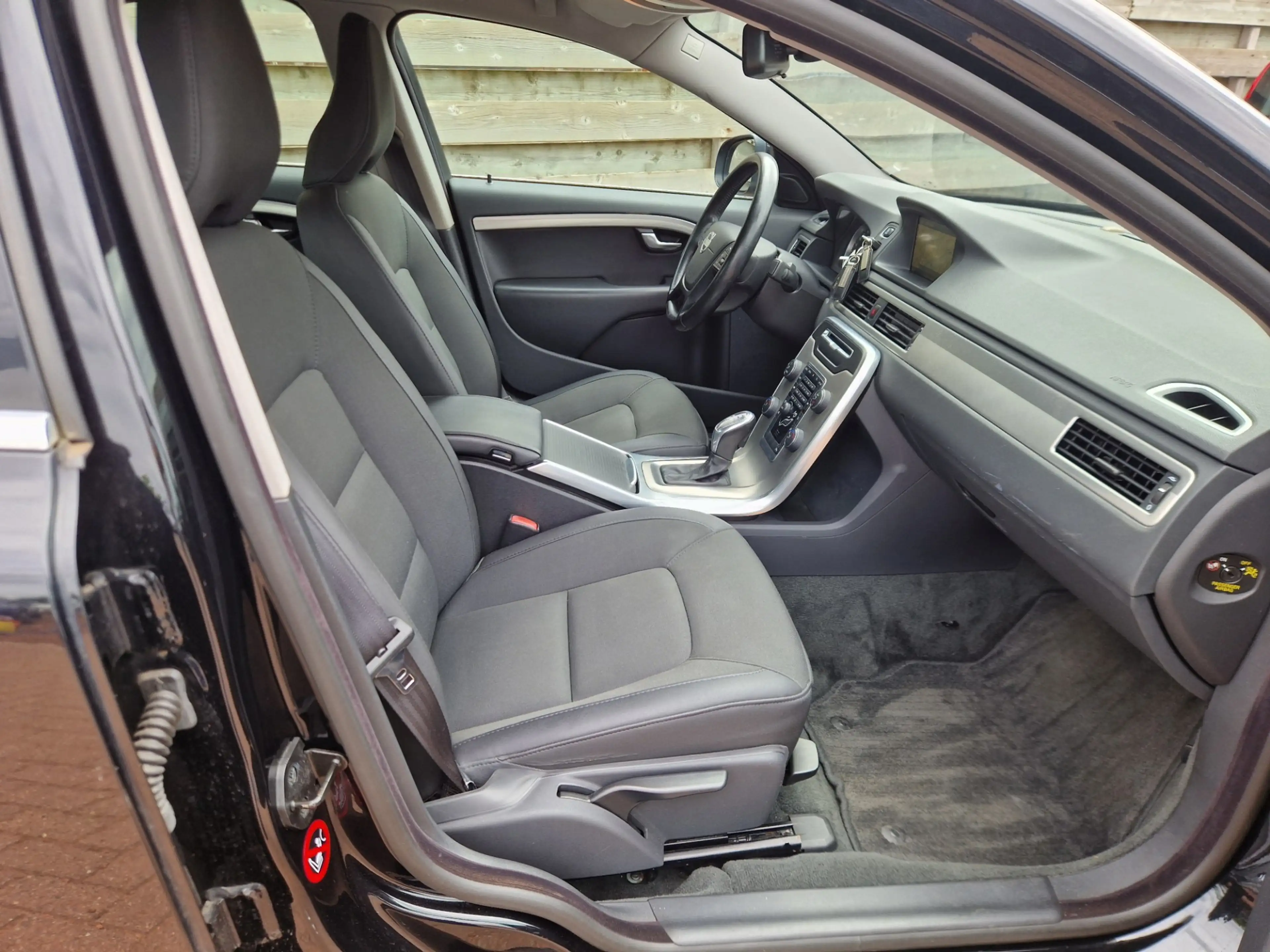 Volvo S80 1.6 T4 Automaat Kinetic Dealer onderhouden — photo 3