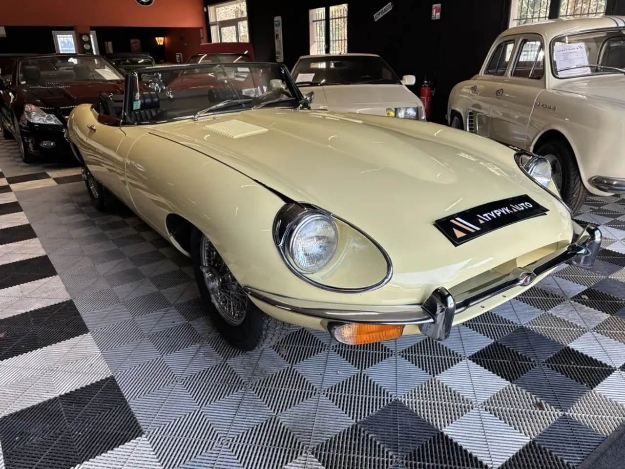 Jaguar E-Type Cabriolet 4,2 Série 2, foto 4