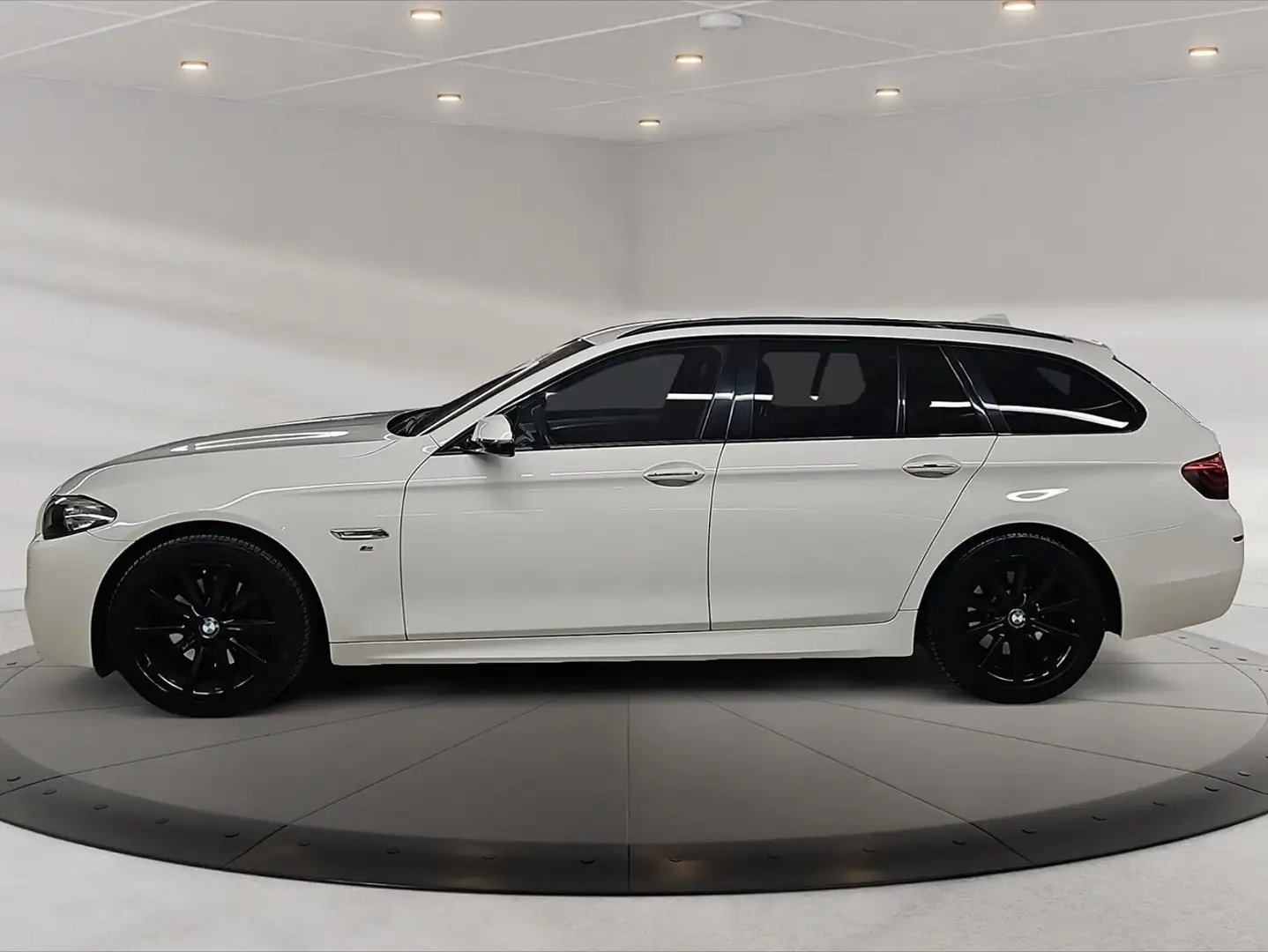 BMW 530 d xDrive * M-PAKET * BI-XENON * SHADOW * LEDER * Weiß - 2