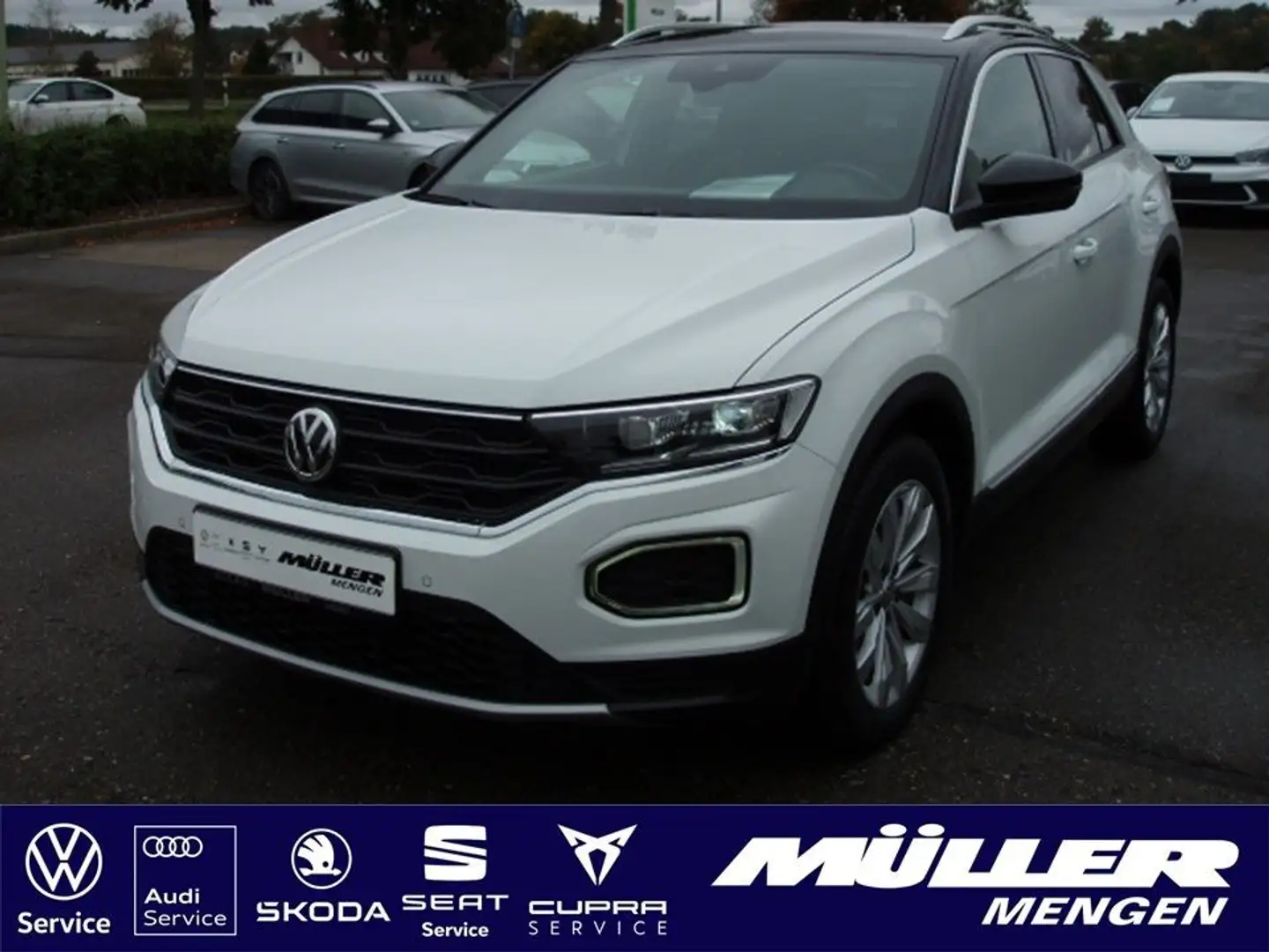 Volkswagen T-Roc Sport 1,5 TSI DSG STHZ/AHK/NAVI/LED Wit - 1