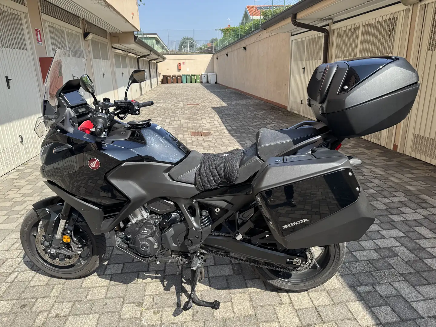 Honda NT 1100 Cambio automatico. DCT travel - 2