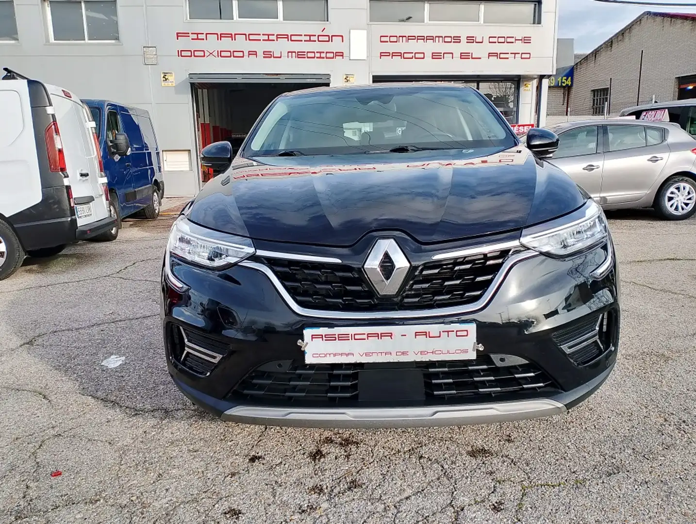 Renault Arkana 1.6 E-Tech Equilibre 105kW Schwarz - 2