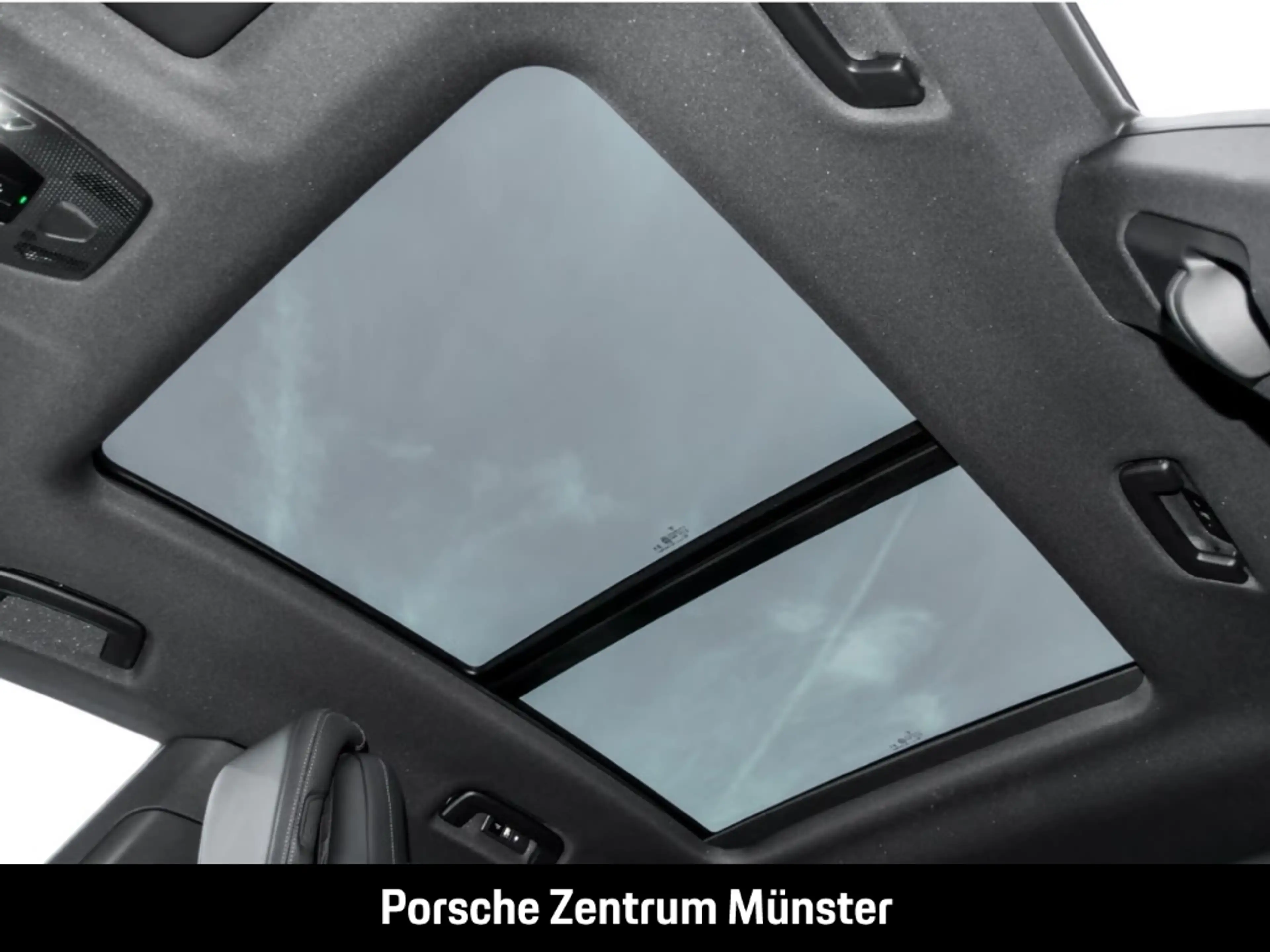 Porsche Macan — photo 10