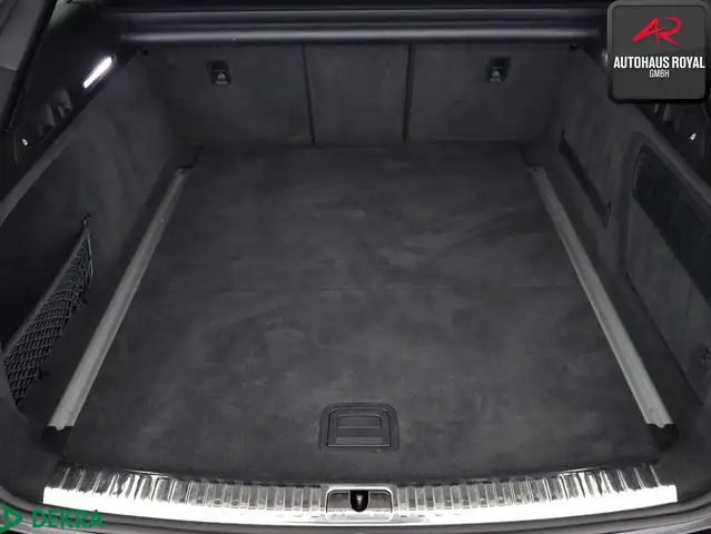 Audi A6 view 13