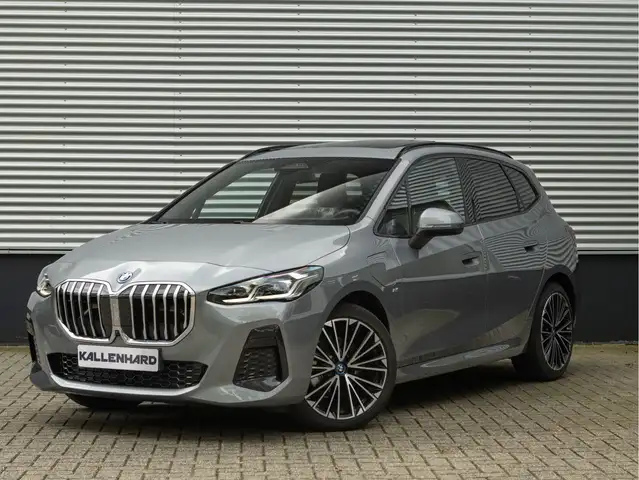 BMW 225 2-serie Active Tourer 225e xDrive M-Sport - Pano -
